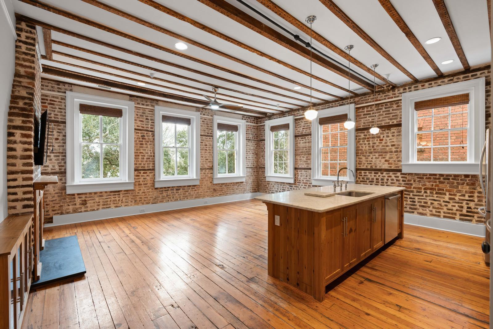 125 Meeting Street # D