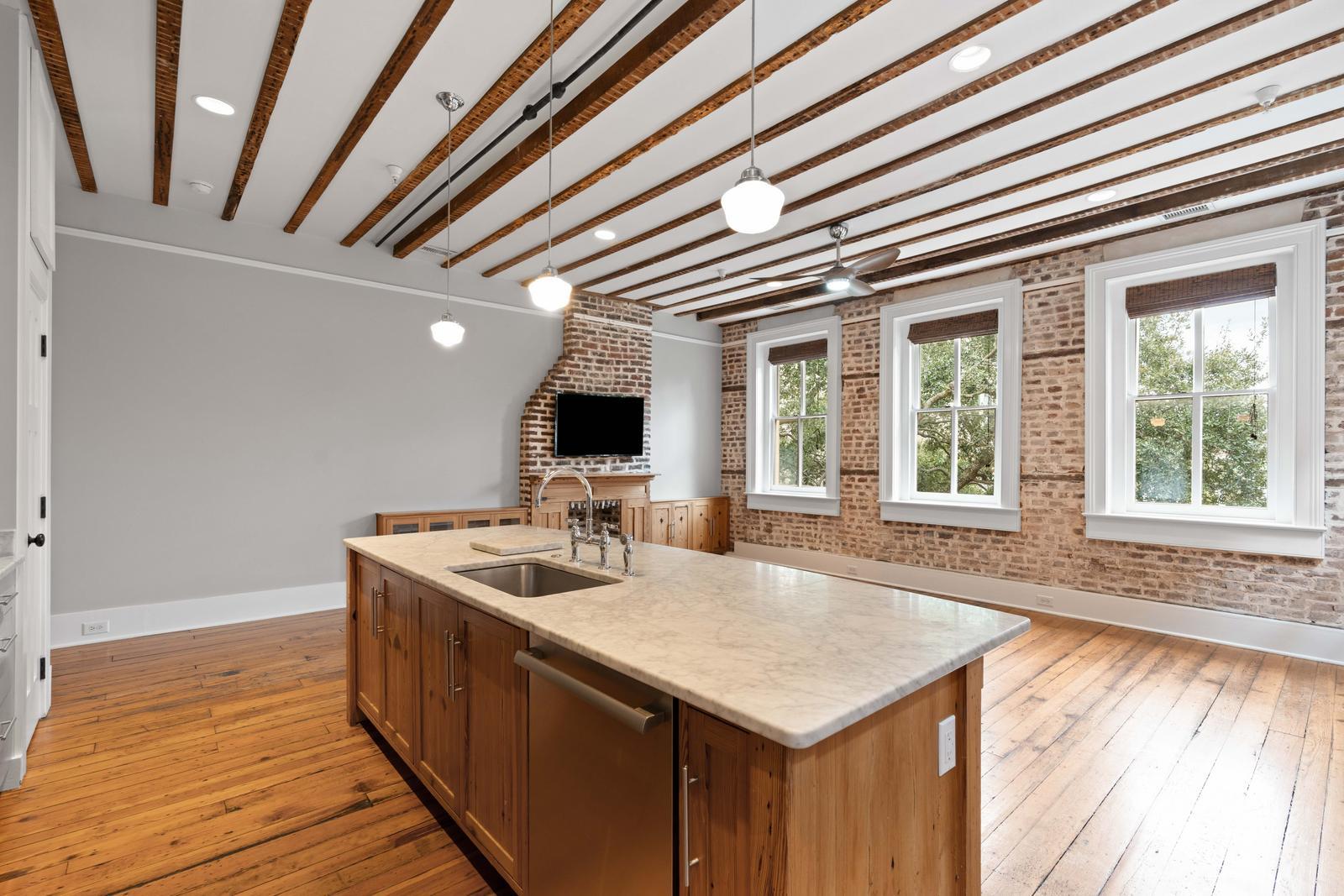 125 Meeting Street # D