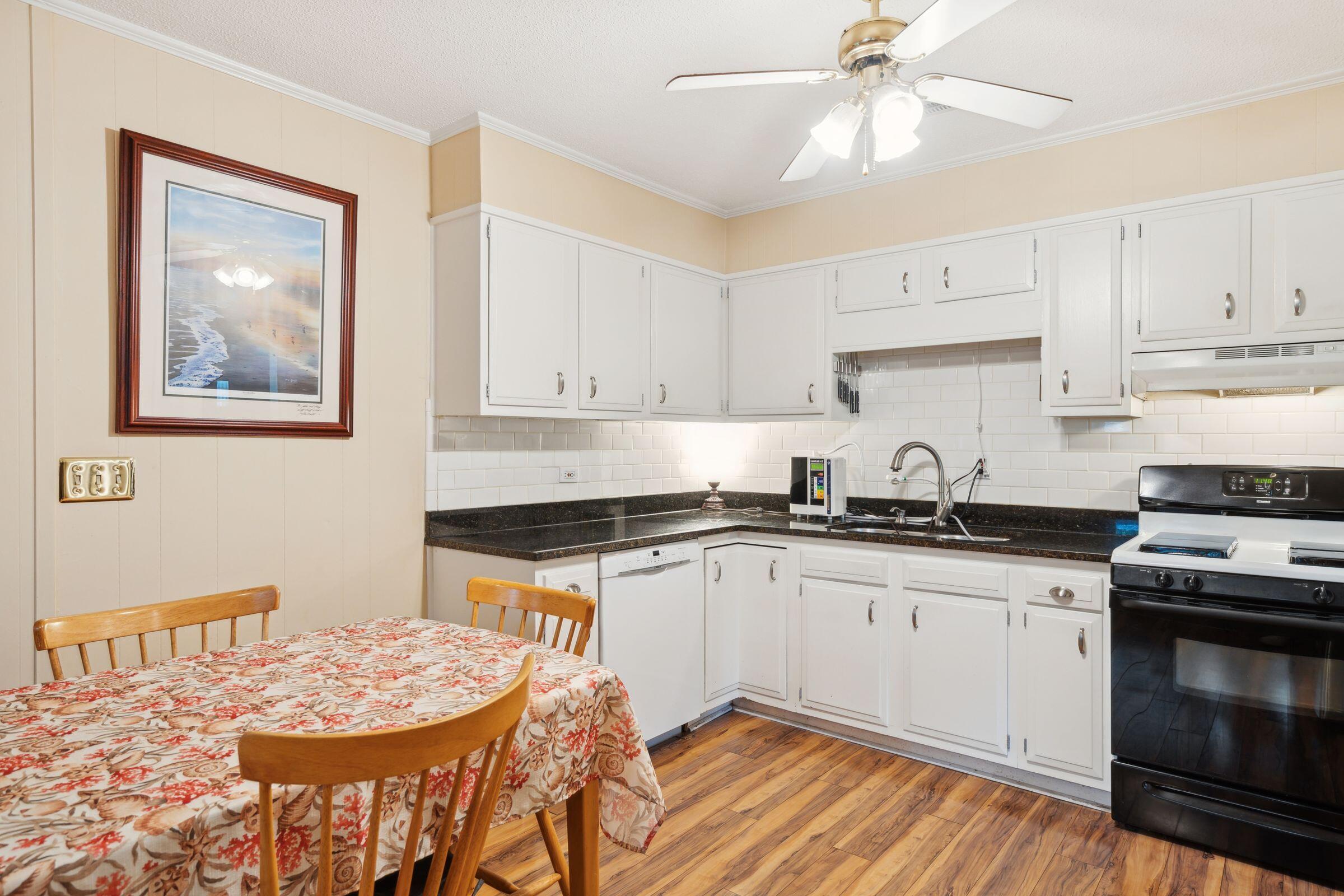 1764 Lady Ashley Street