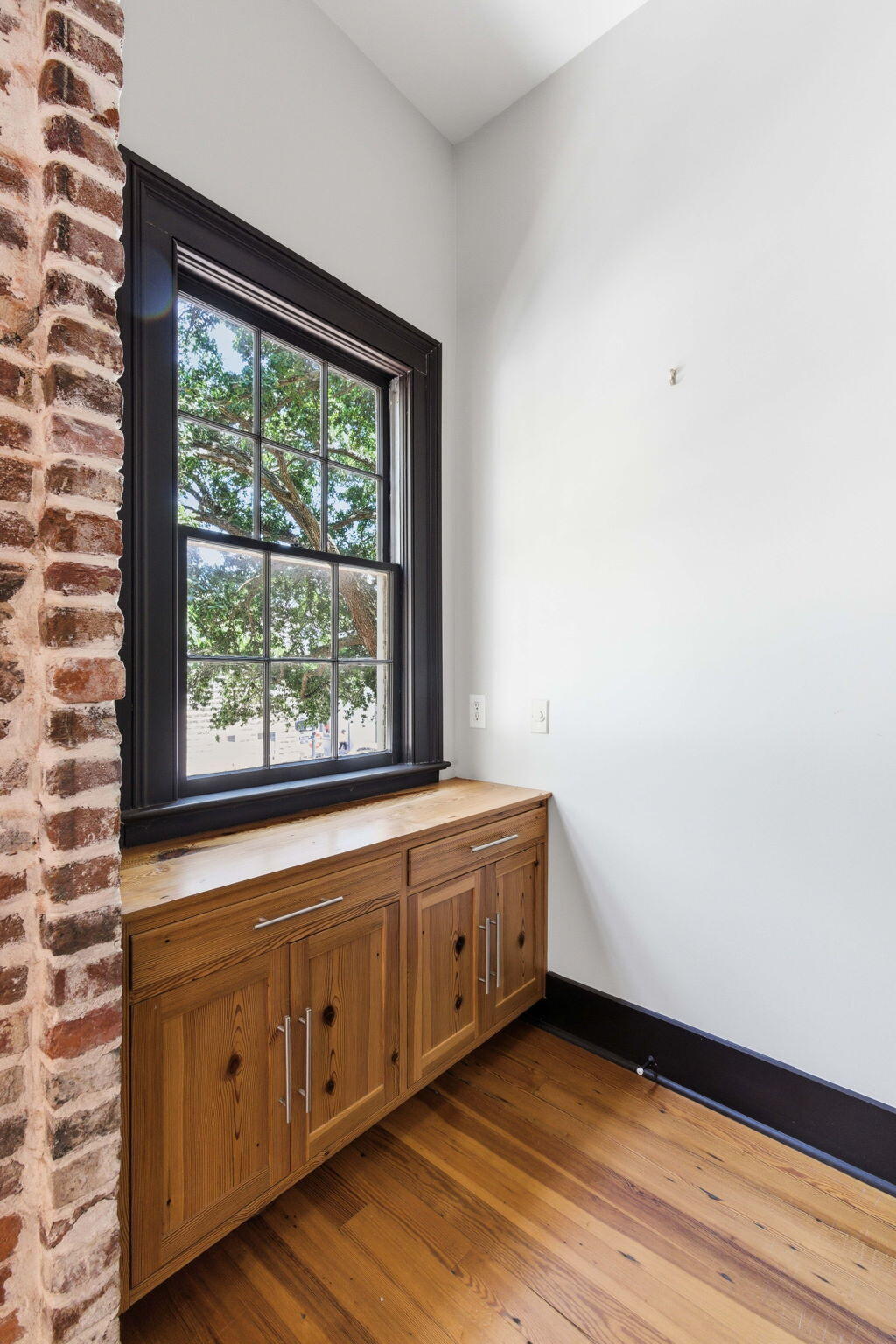 125 Meeting Street # B