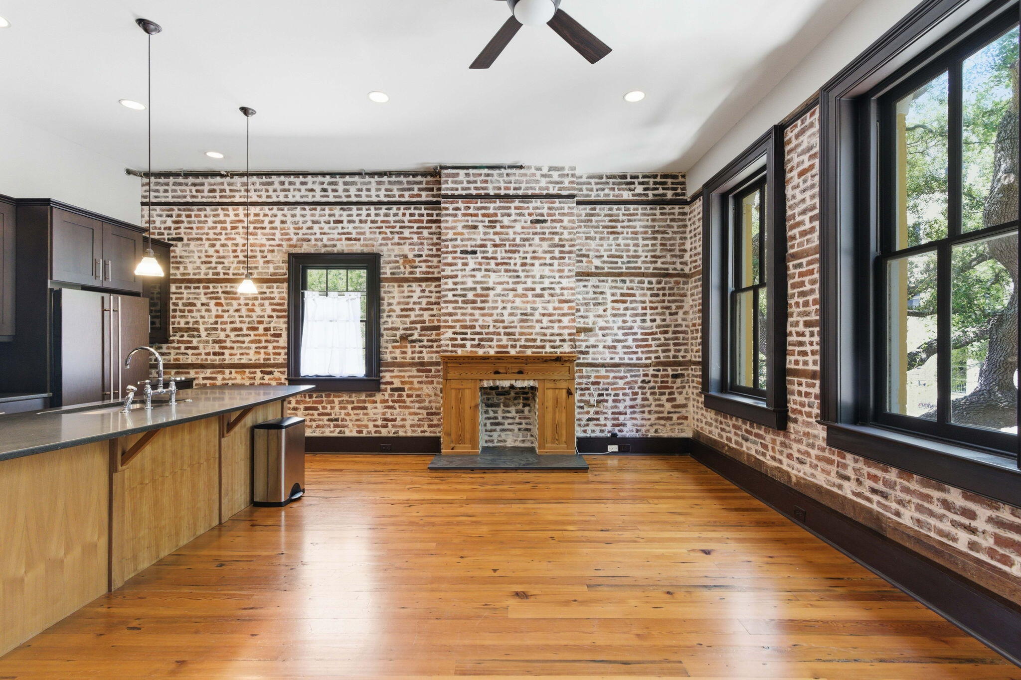 125 Meeting Street # B
