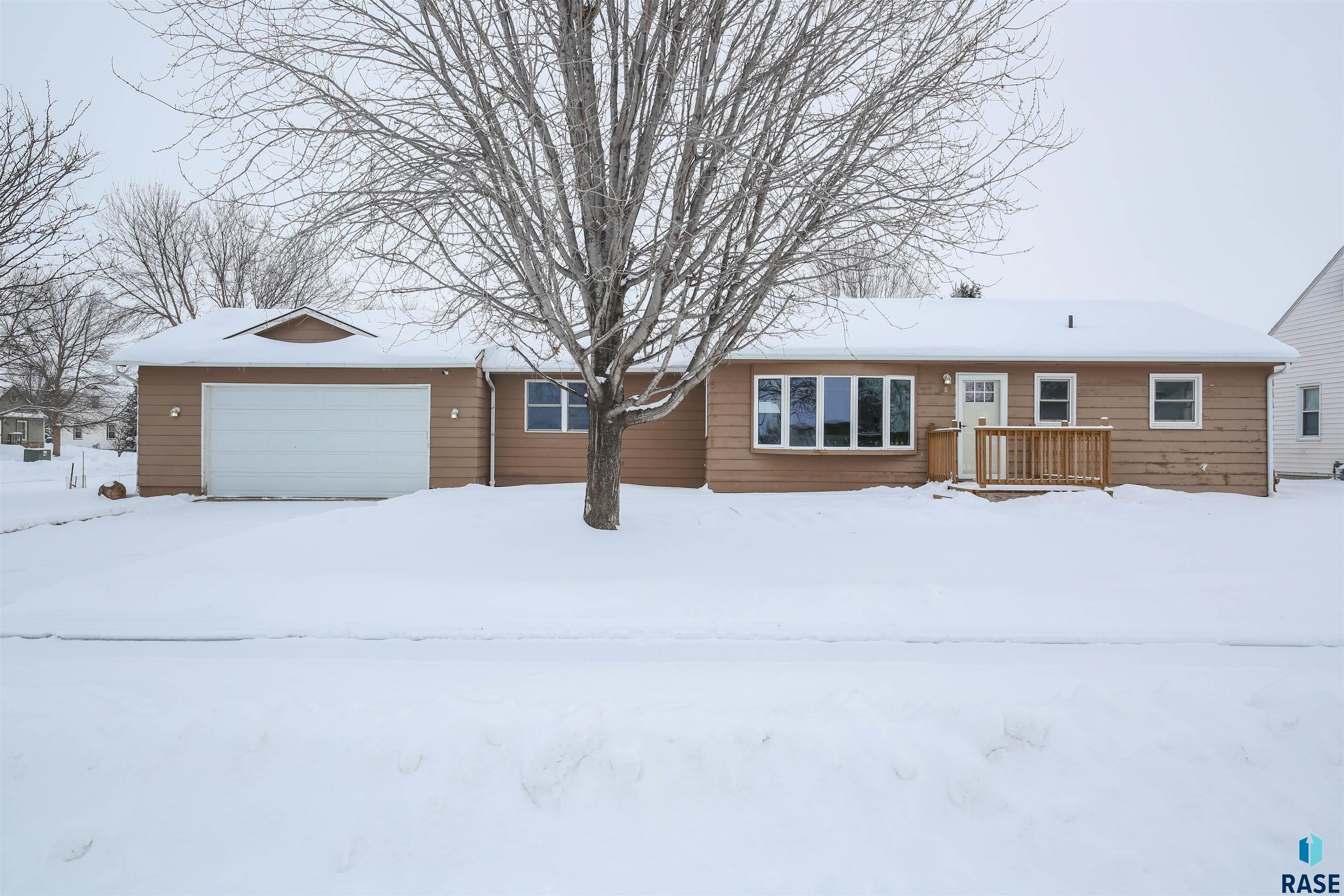 3083 N Presentation Ct