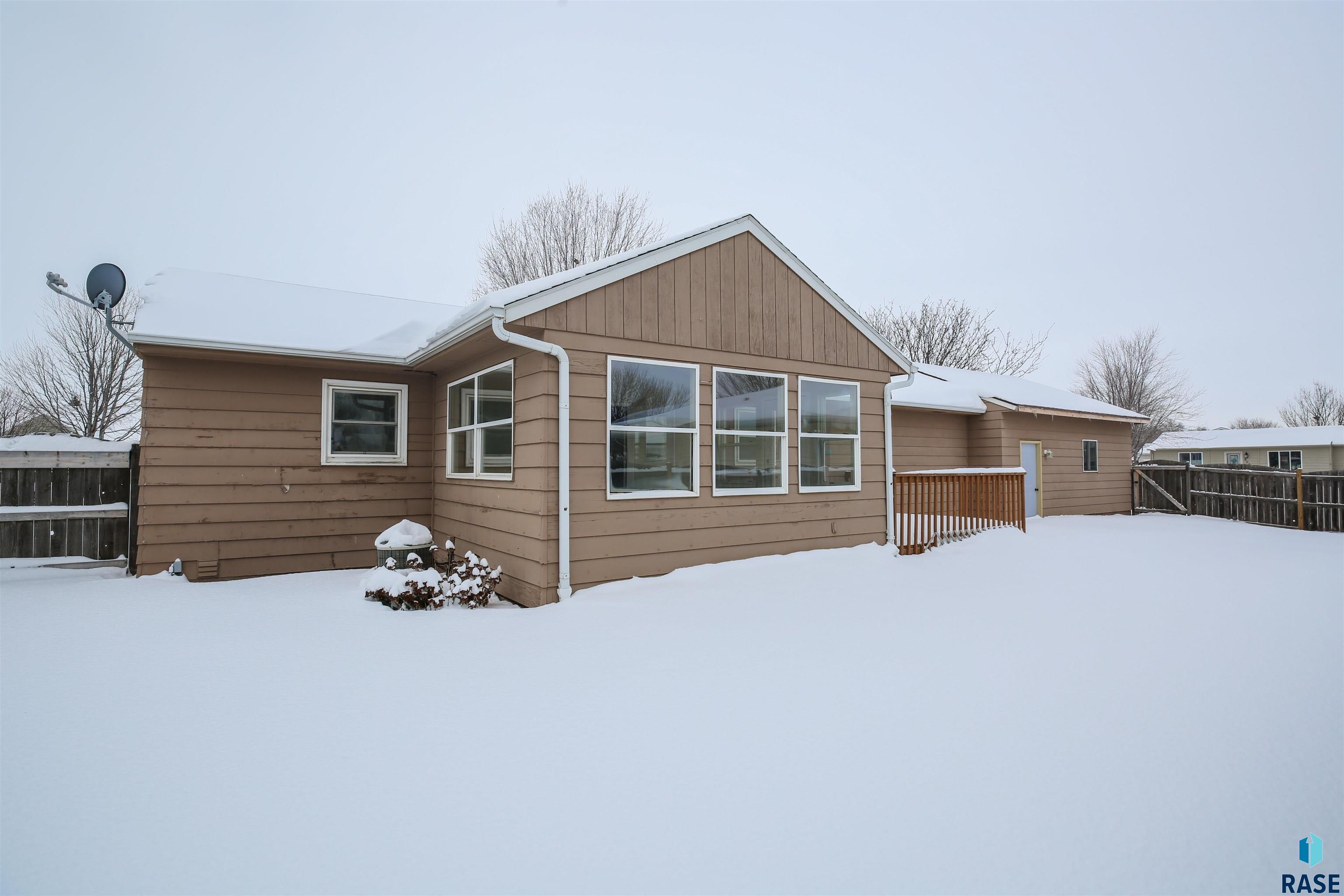 3083 N Presentation Ct