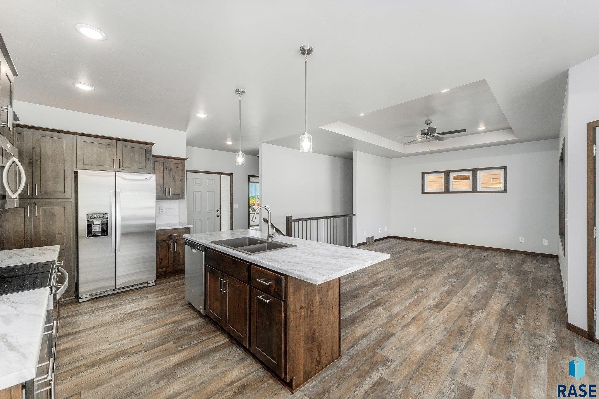 3520 E Sage Grass St