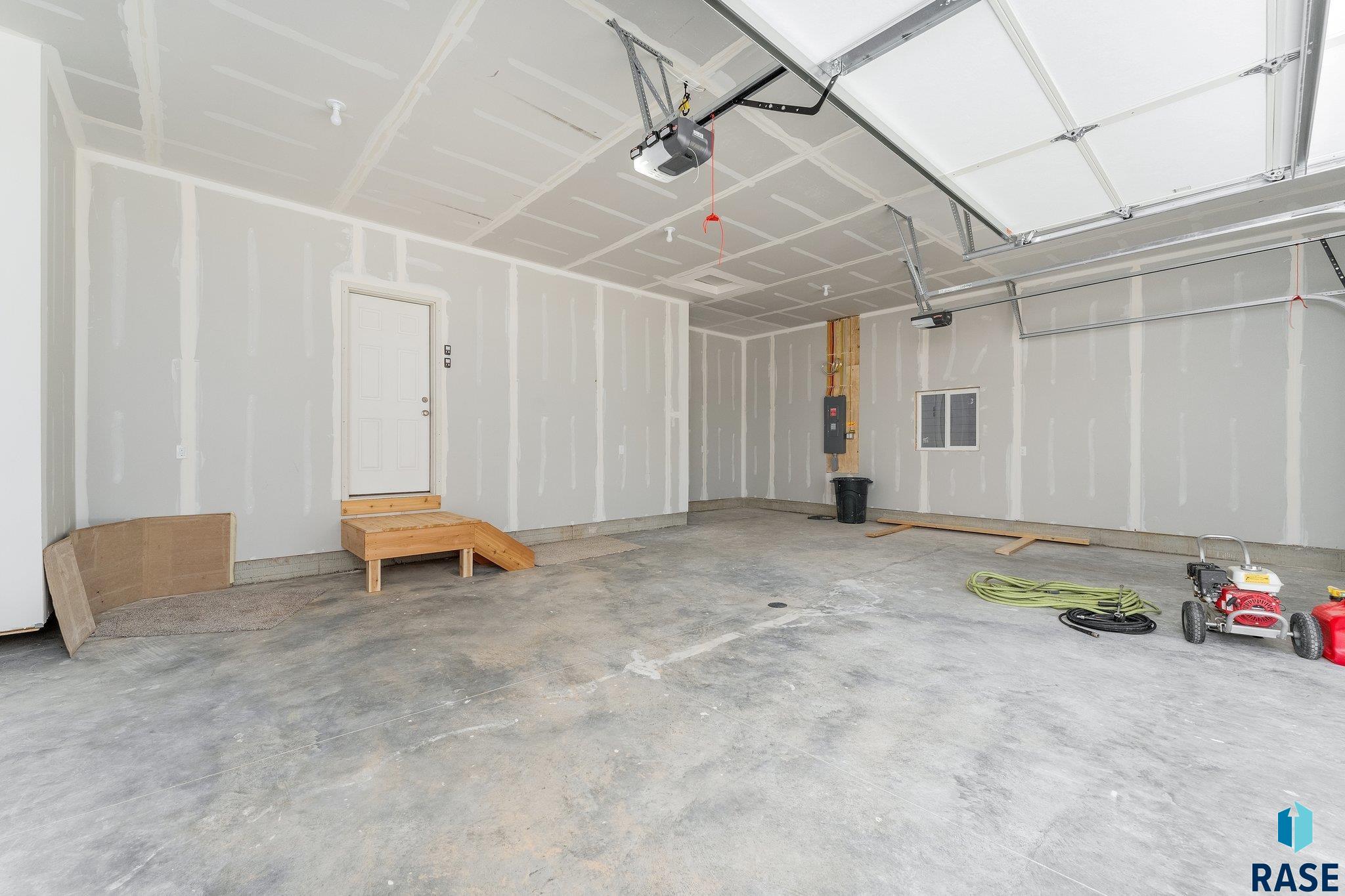 3520 E Sage Grass St