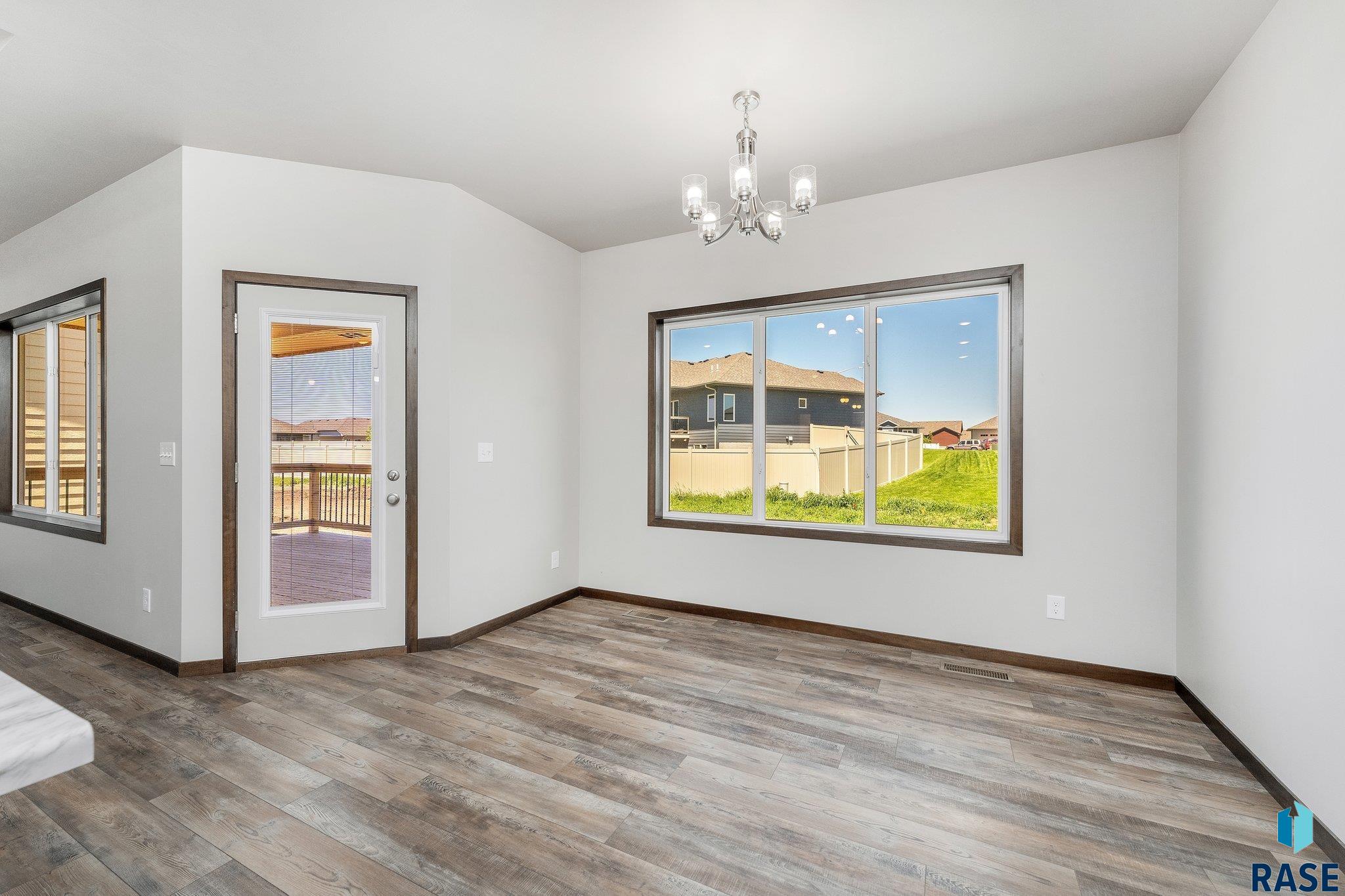 3520 E Sage Grass St