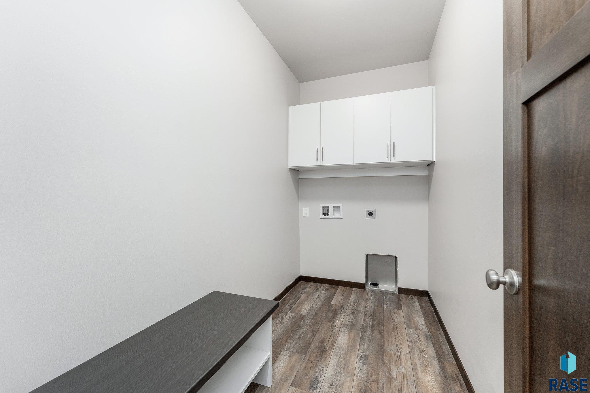 3520 E Sage Grass St