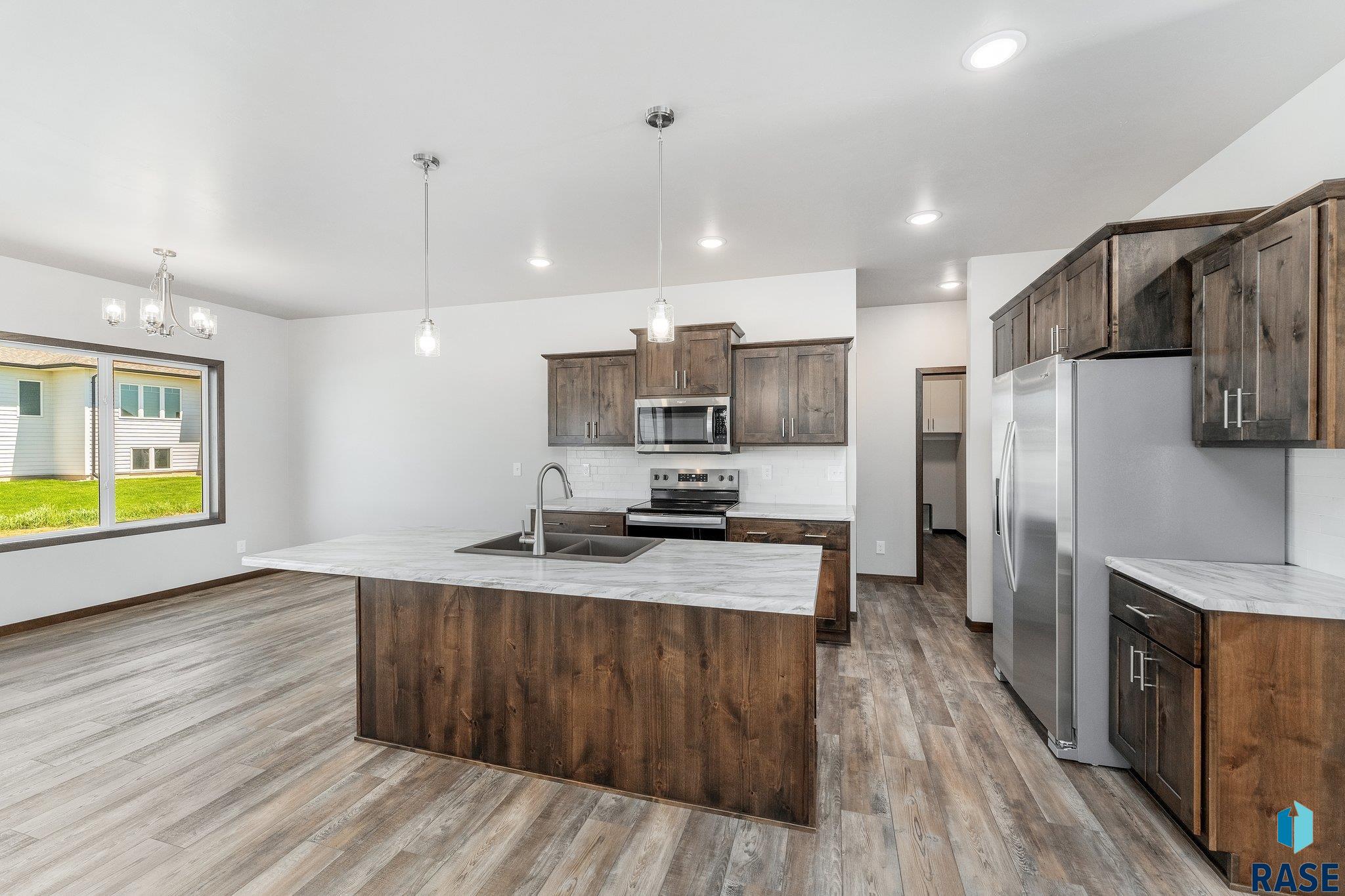 3520 E Sage Grass St