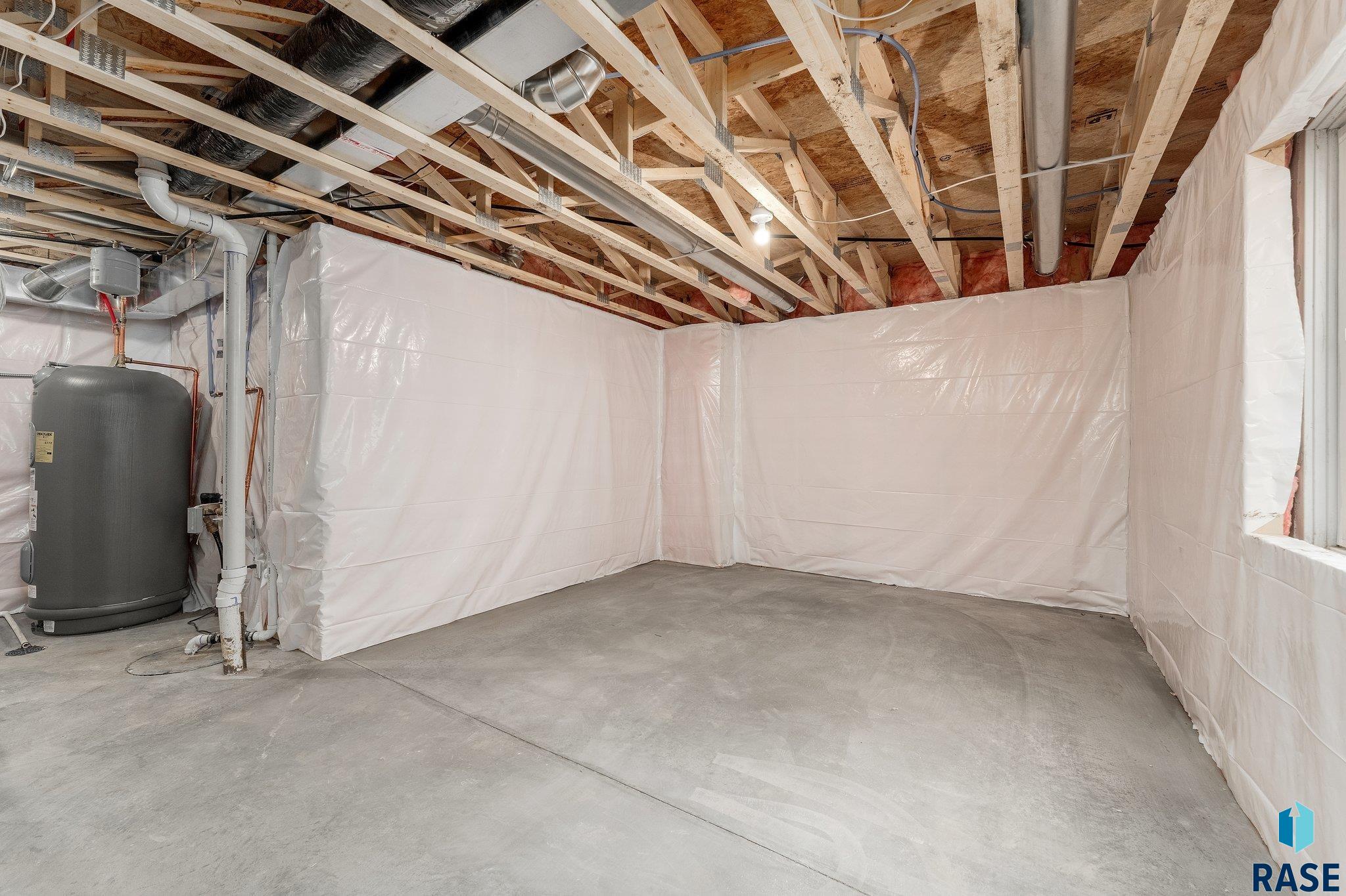 3520 E Sage Grass St