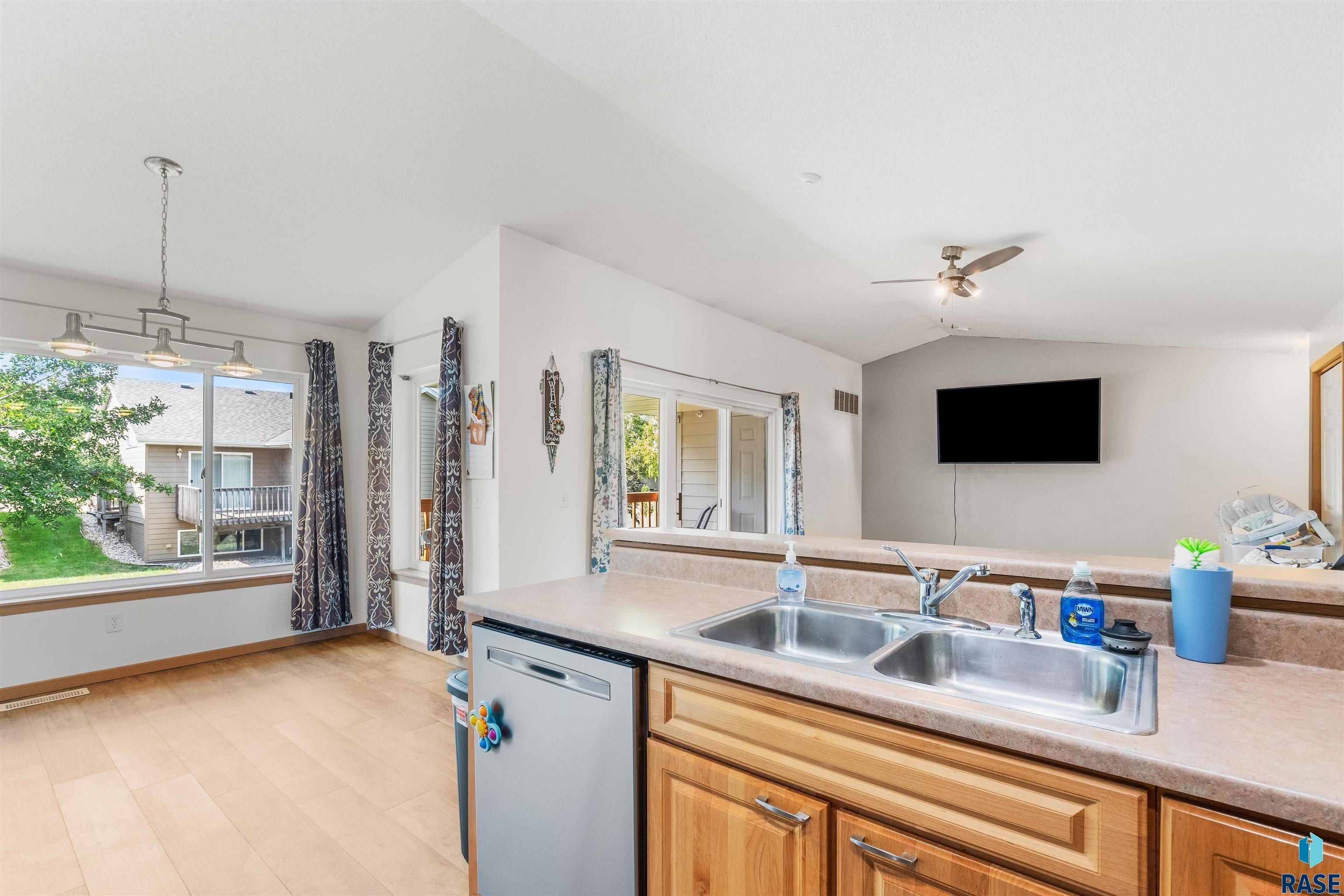 7121 W 56th St Unit: 76