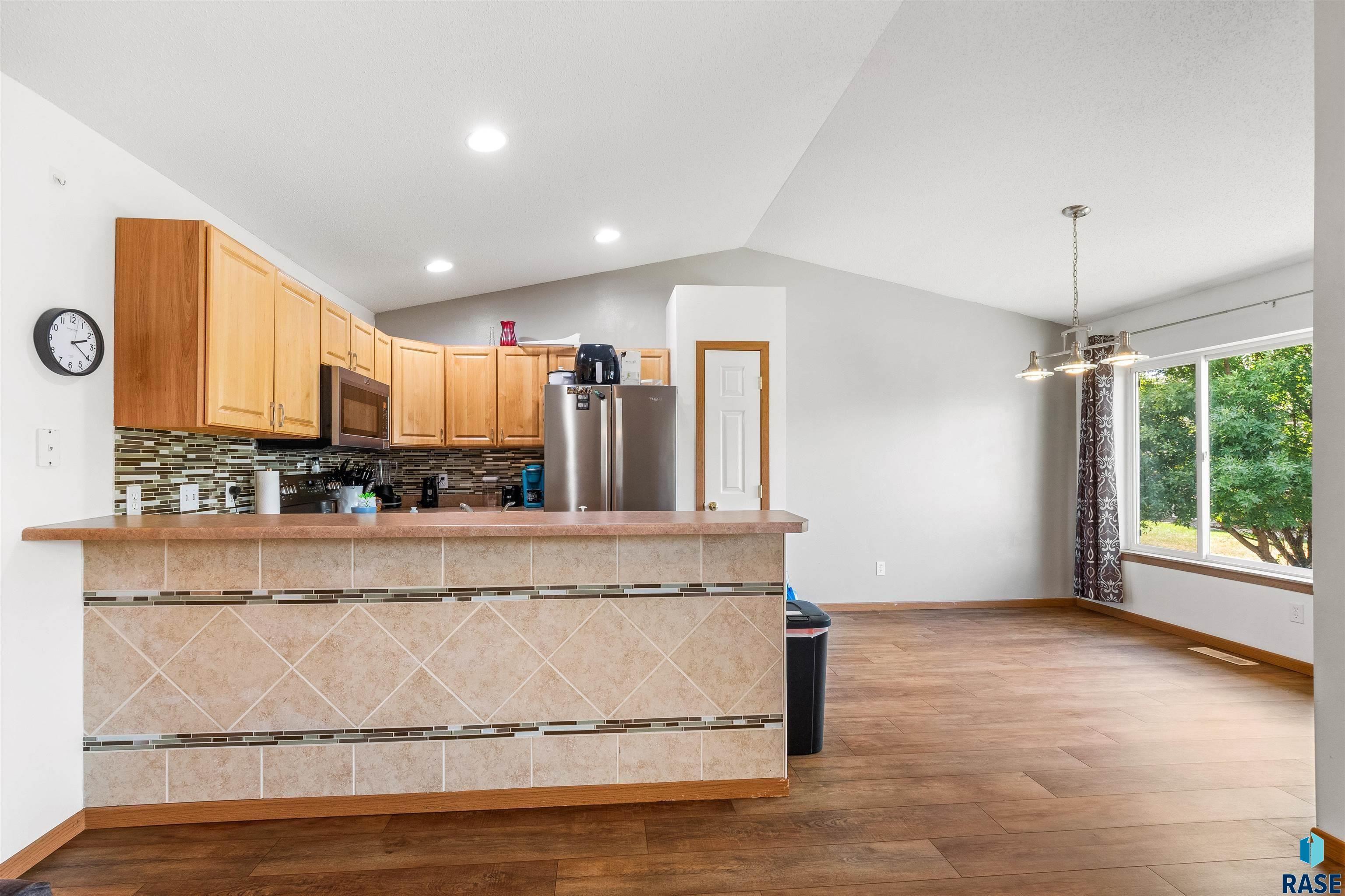 7121 W 56th St Unit: 76