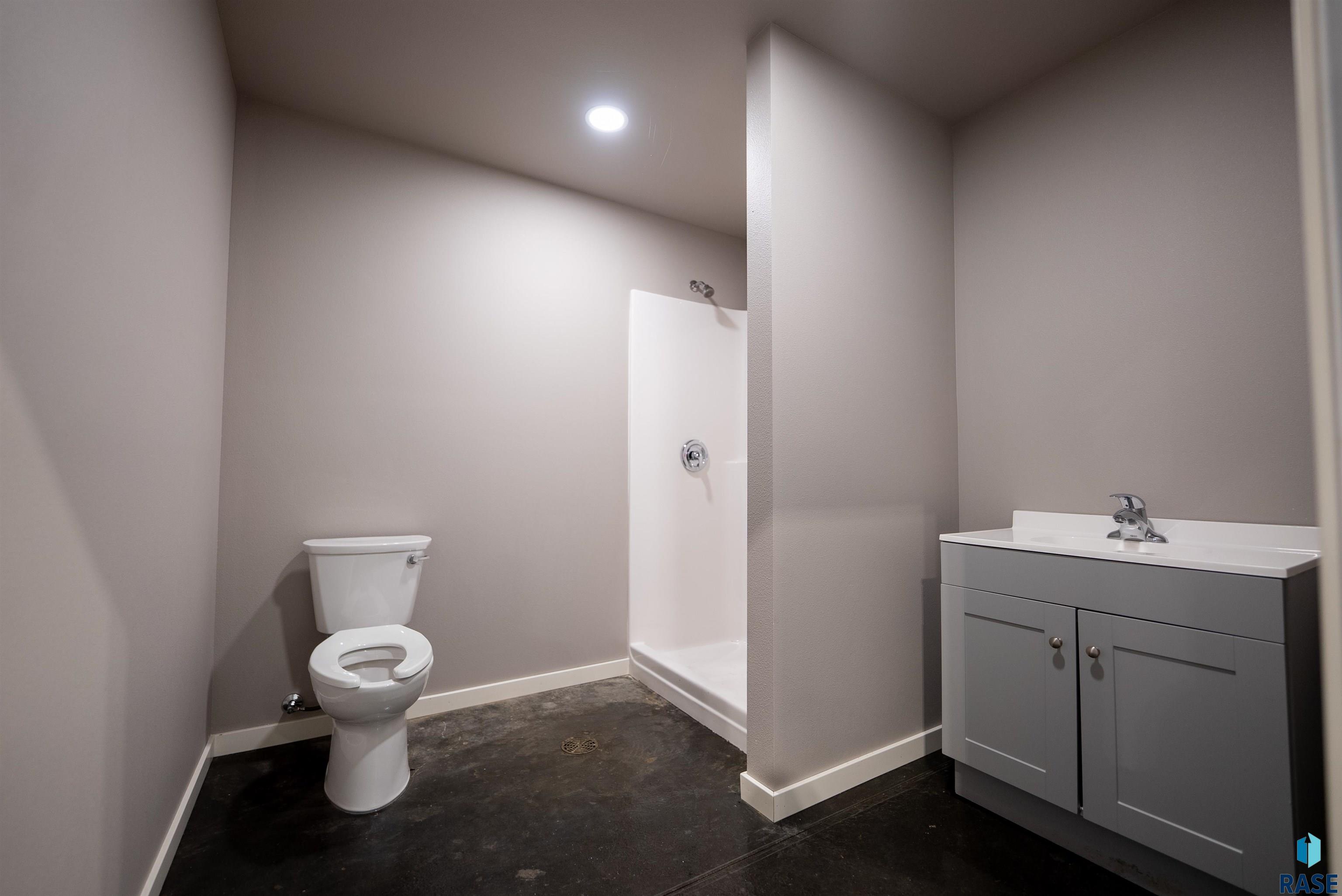 1051 Ruud Trl Unit: 5