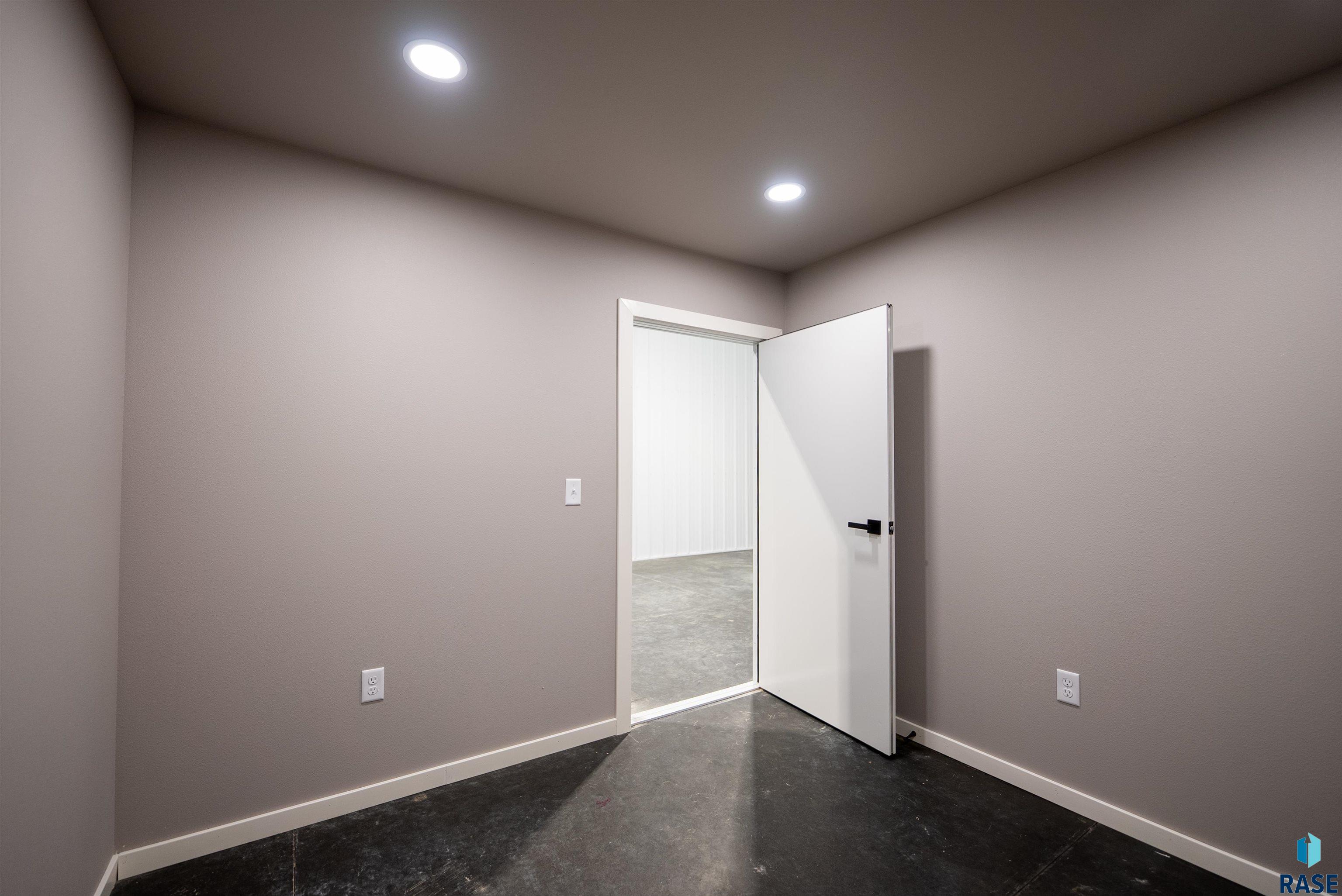 1051 Ruud Trl Unit: 6