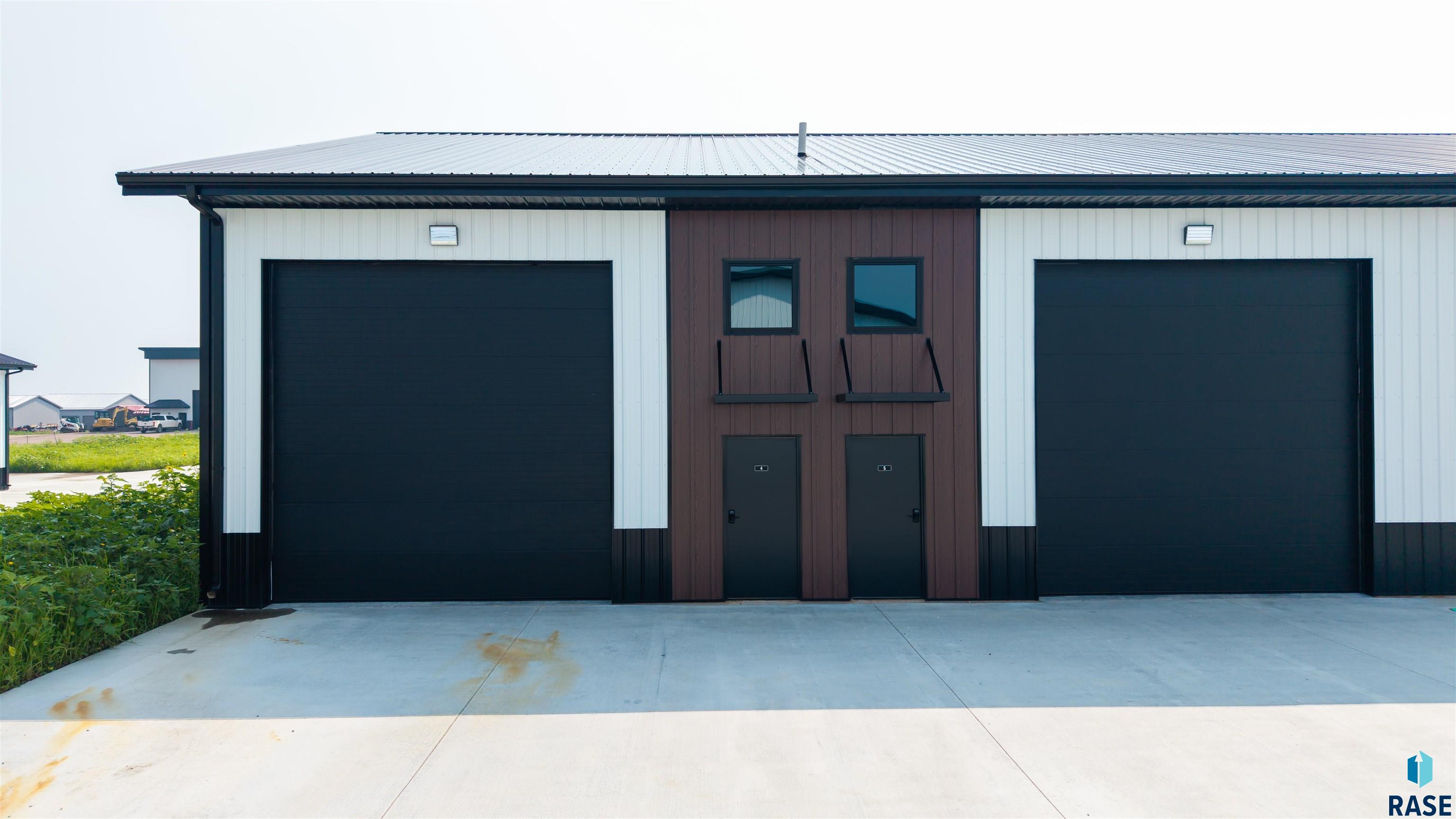 1051 Ruud Trl Unit: 8