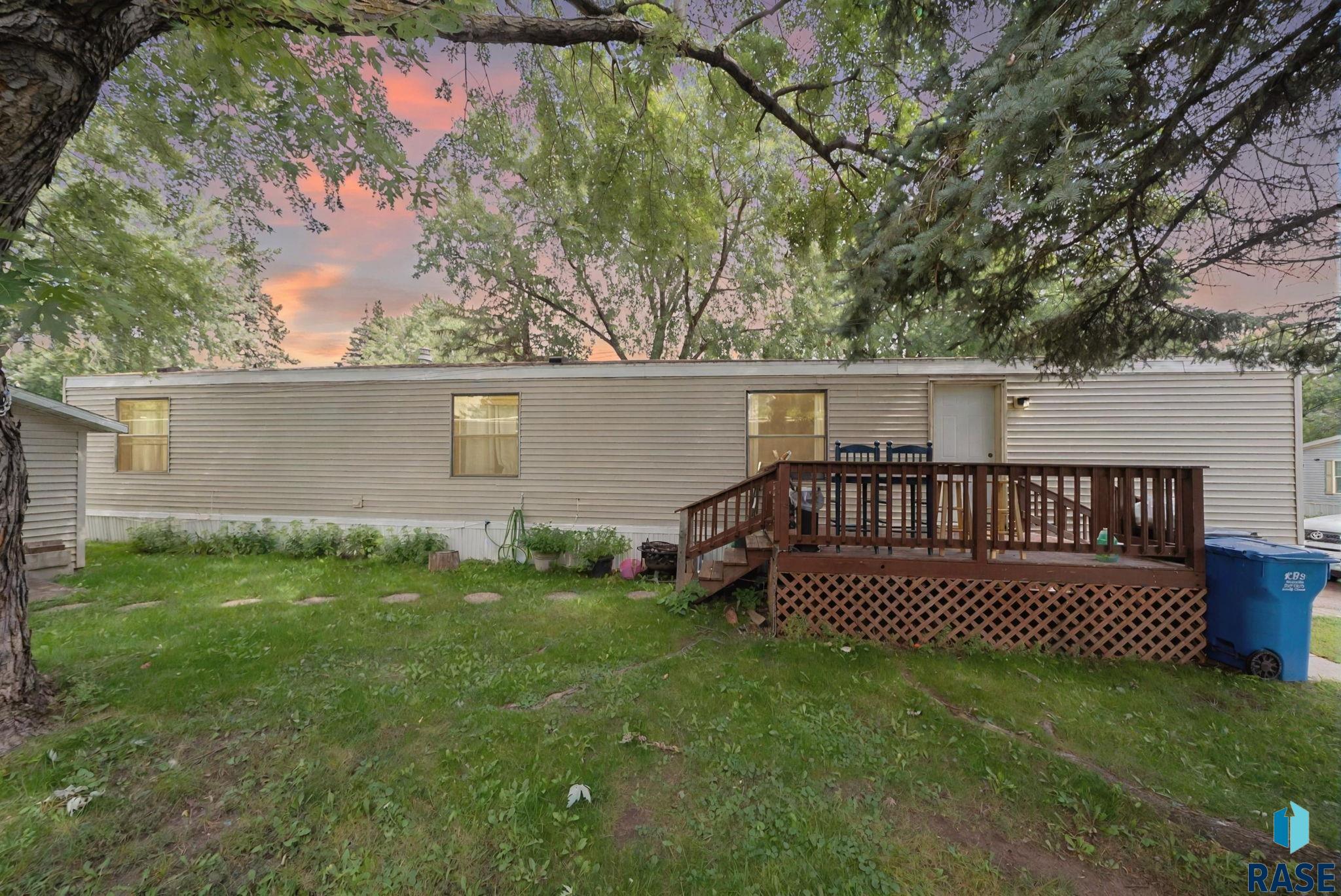 4610 W 15th Pl