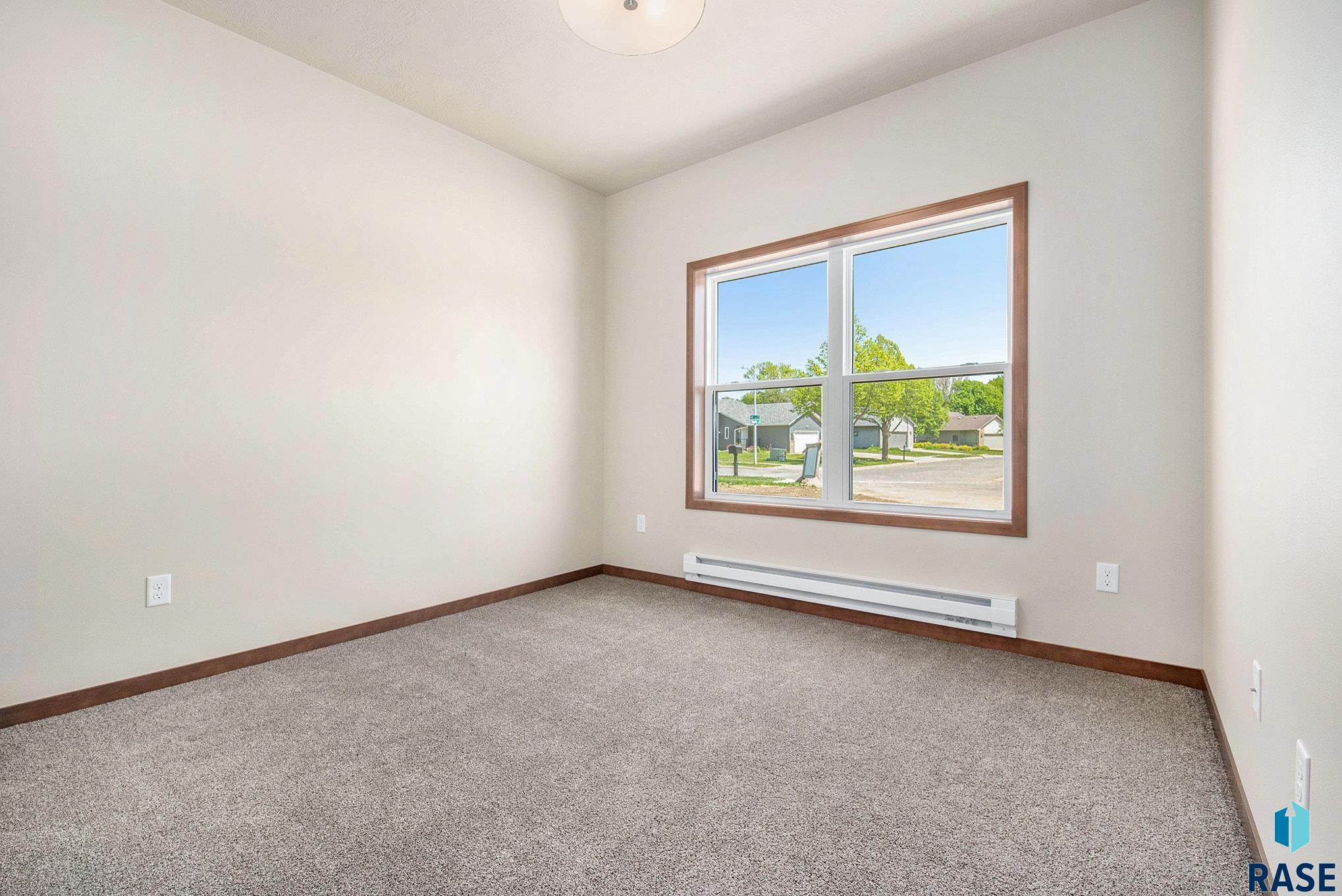 815 N Marquette Pl Place