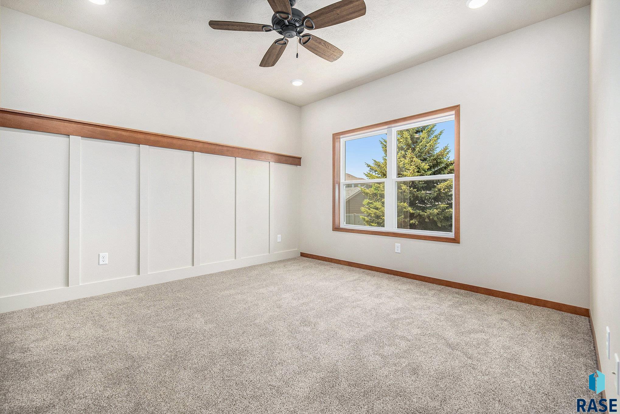 815 N Marquette Pl Place