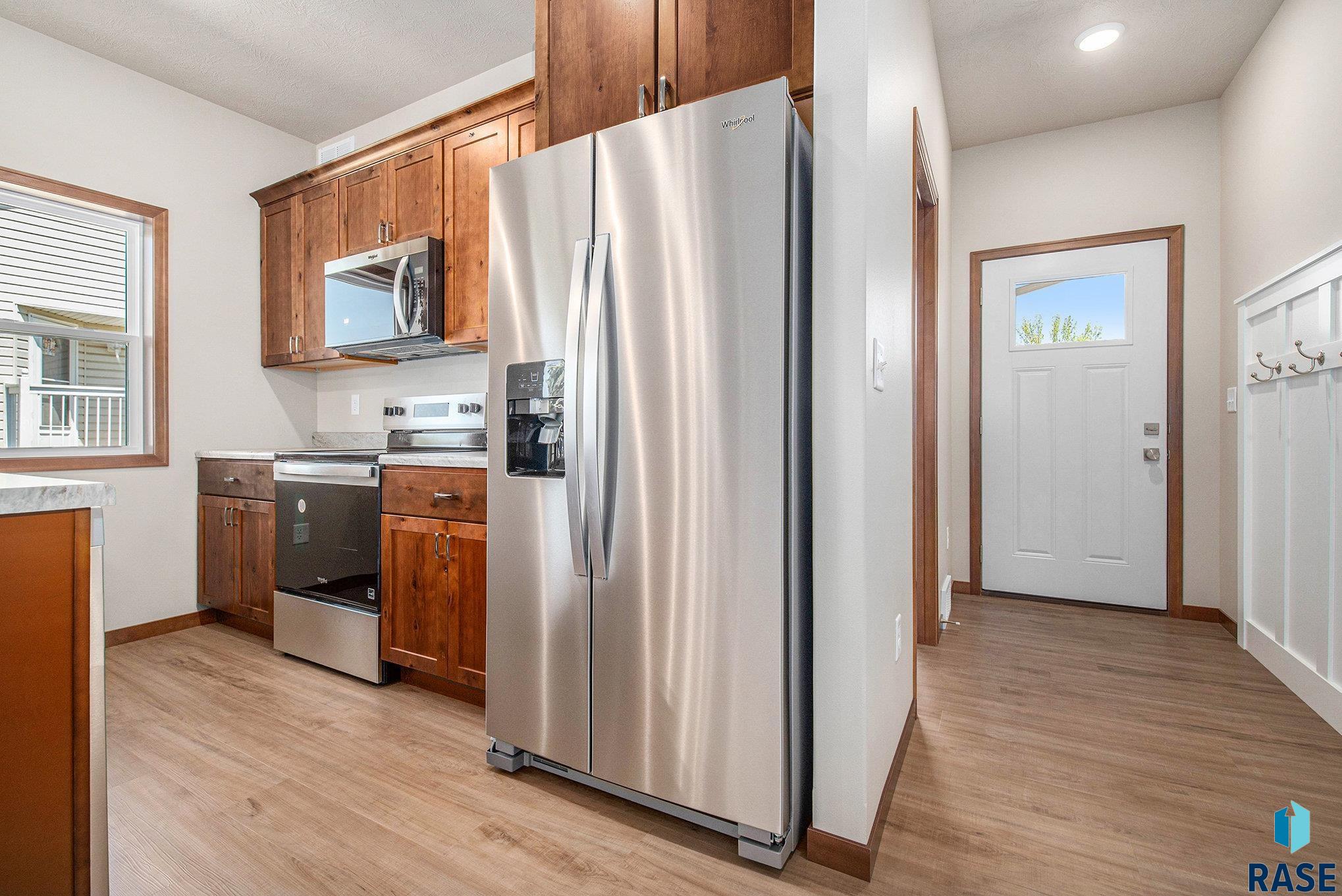 815 N Marquette Pl Place