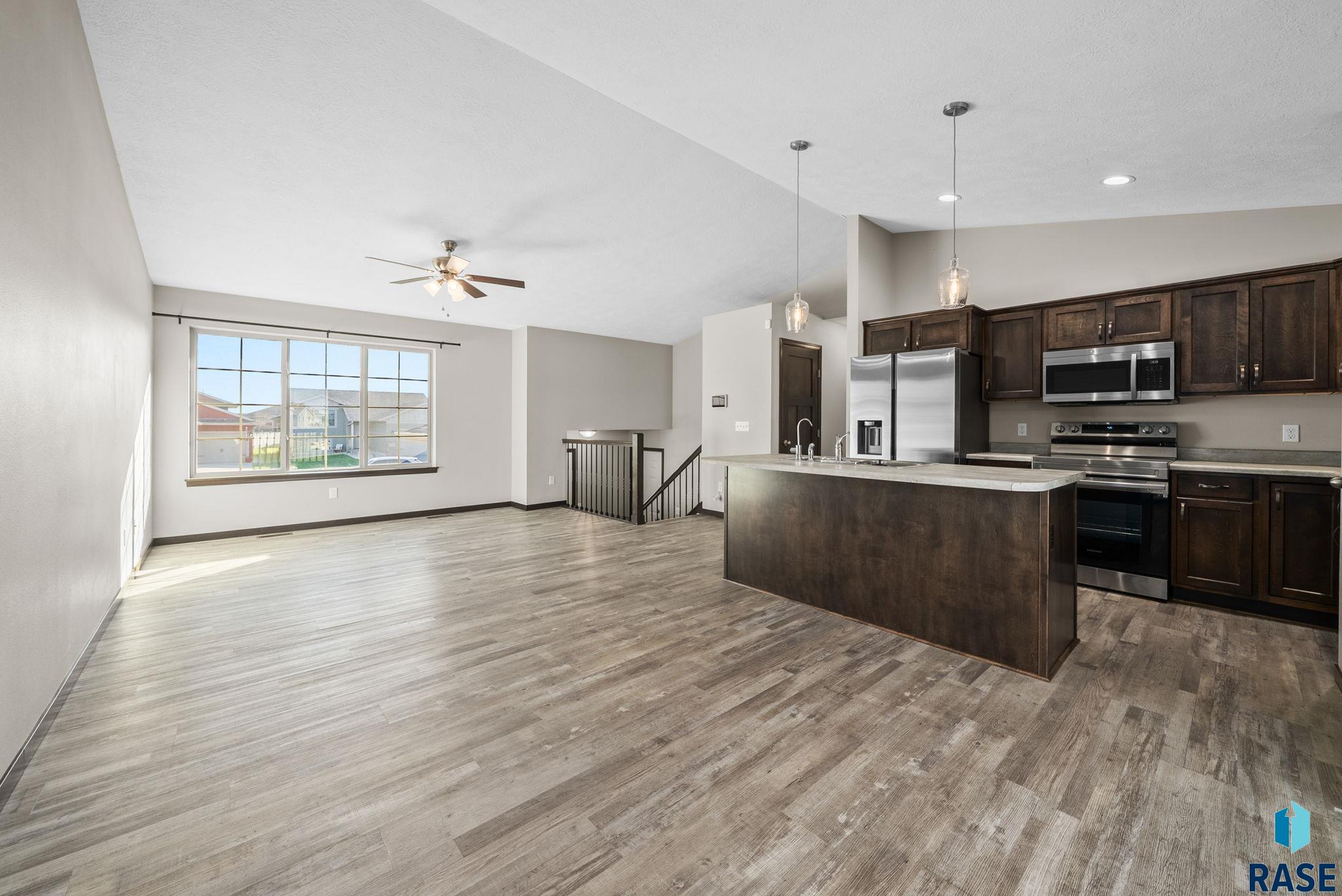 9424 W Liam St Street