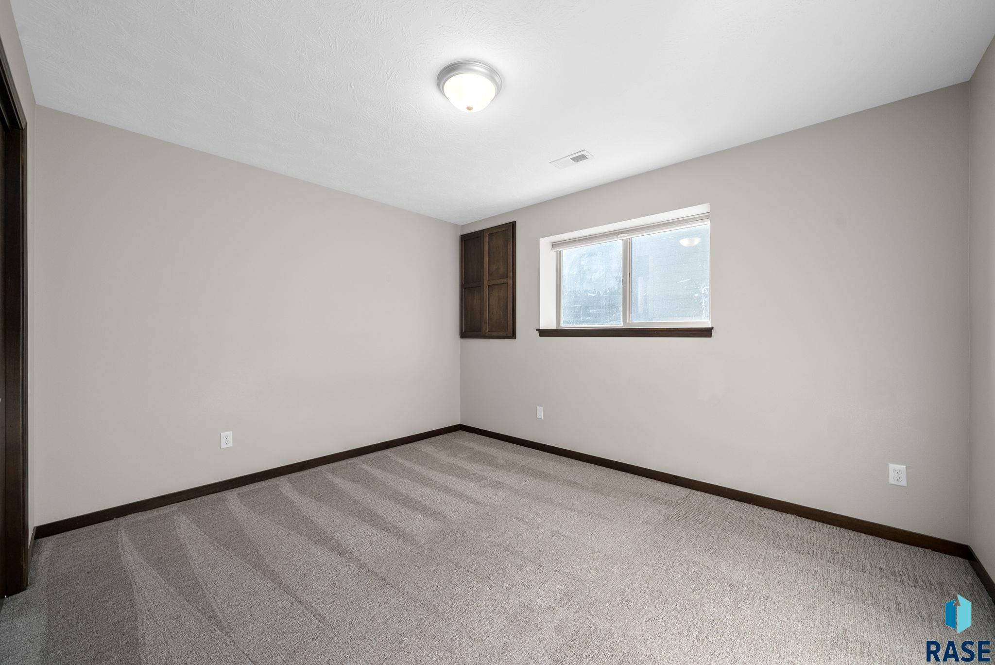 9424 W Liam St Street