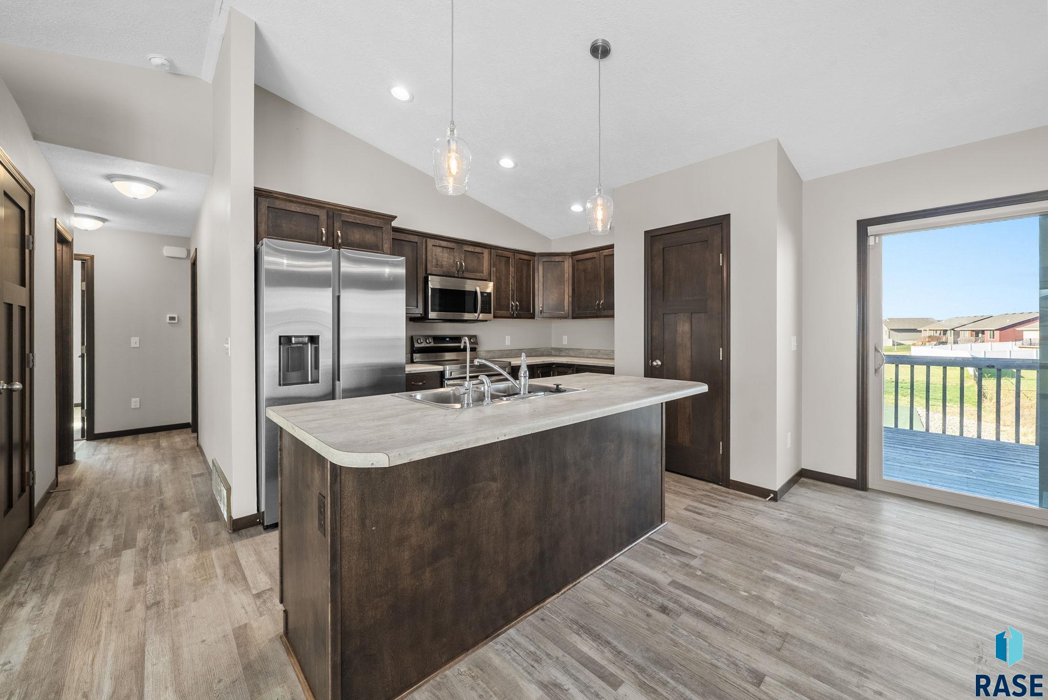 9424 W Liam St Street