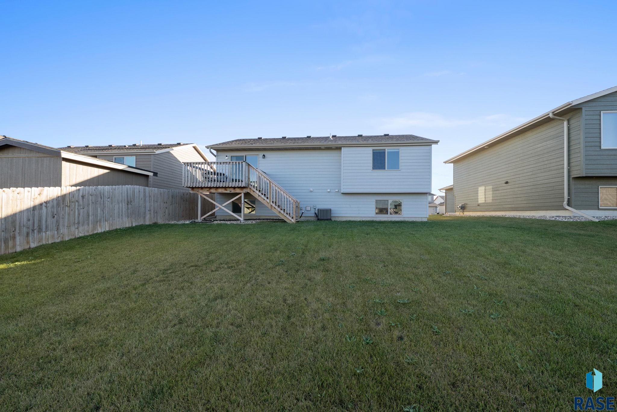 9424 W Liam St Street