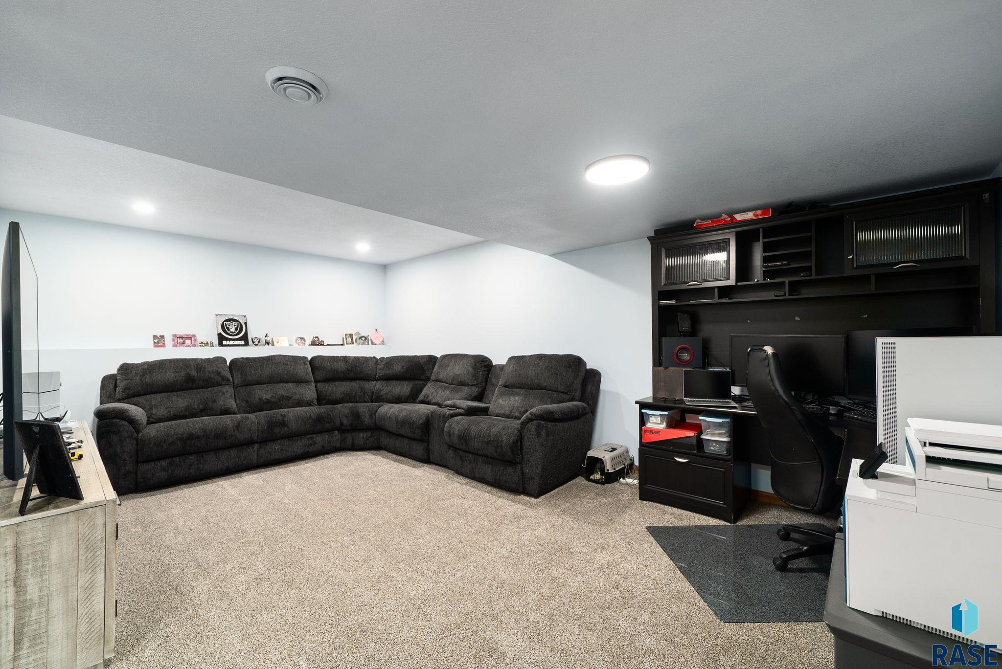 2026 ACE Ave