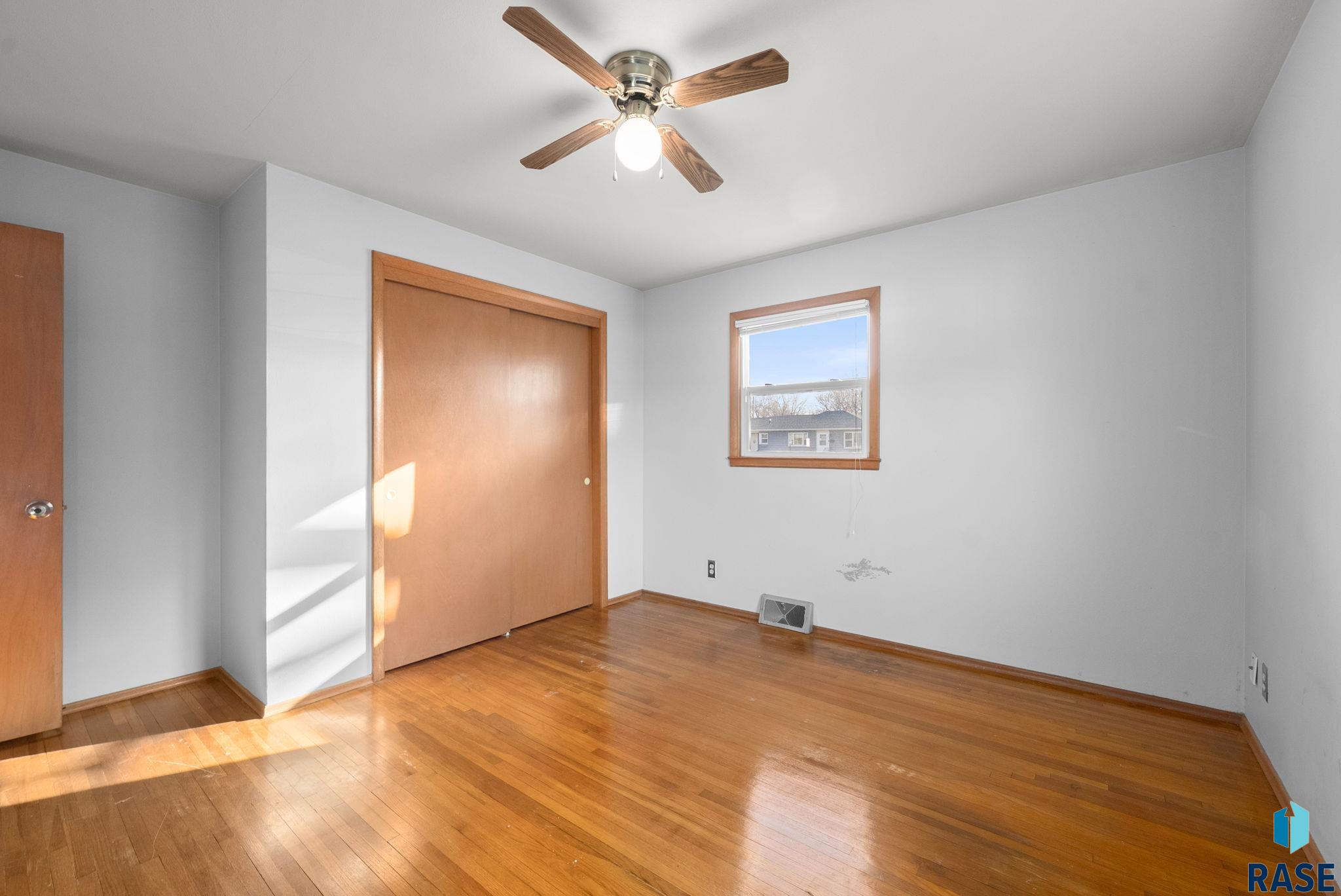 3005 Western Ave
