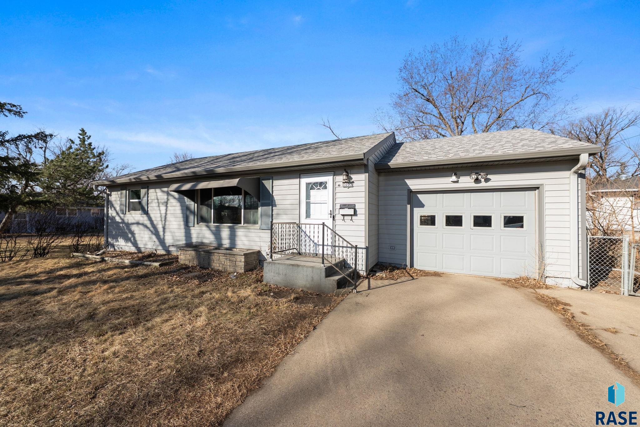 3005 Western Ave
