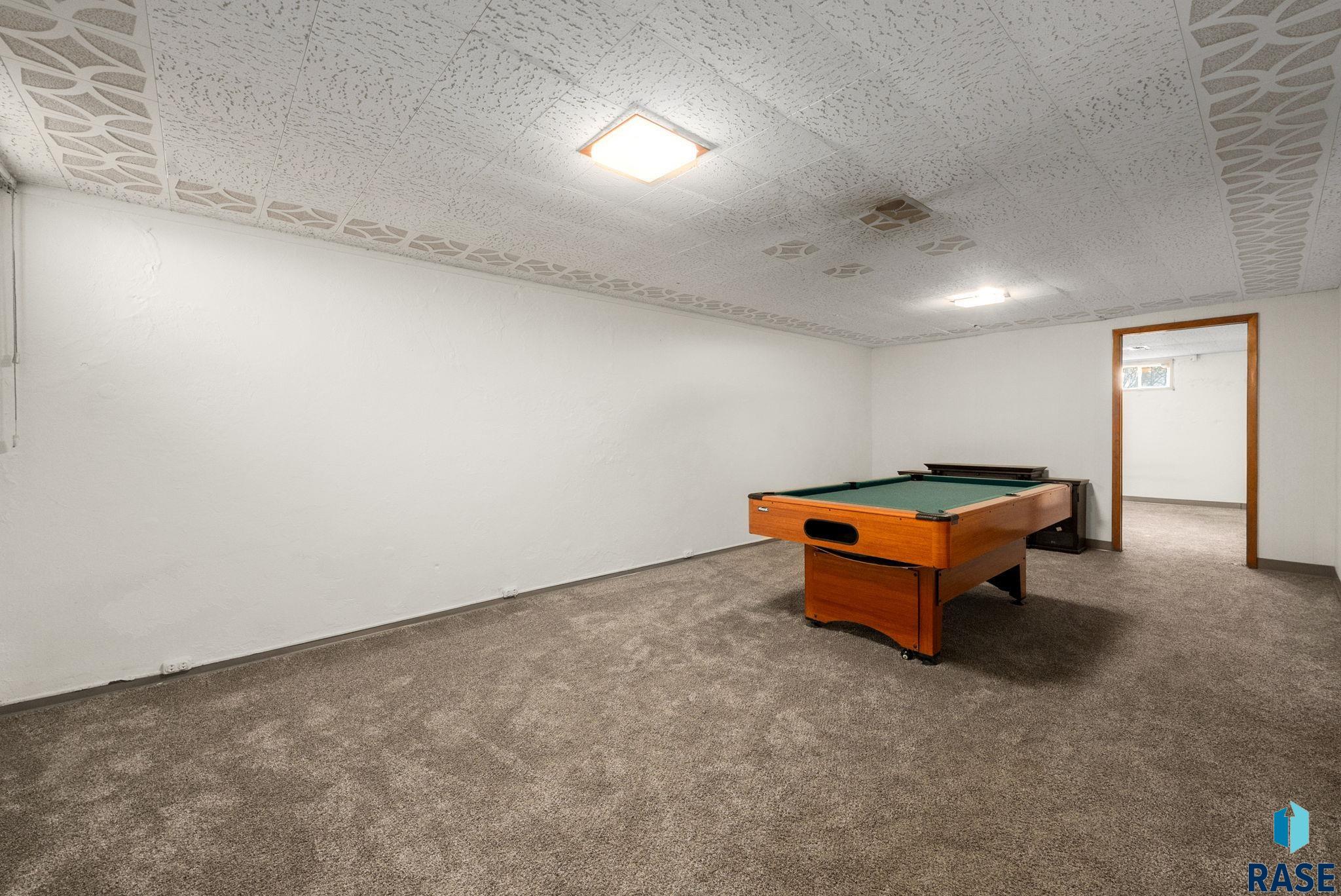 3005 Western Ave