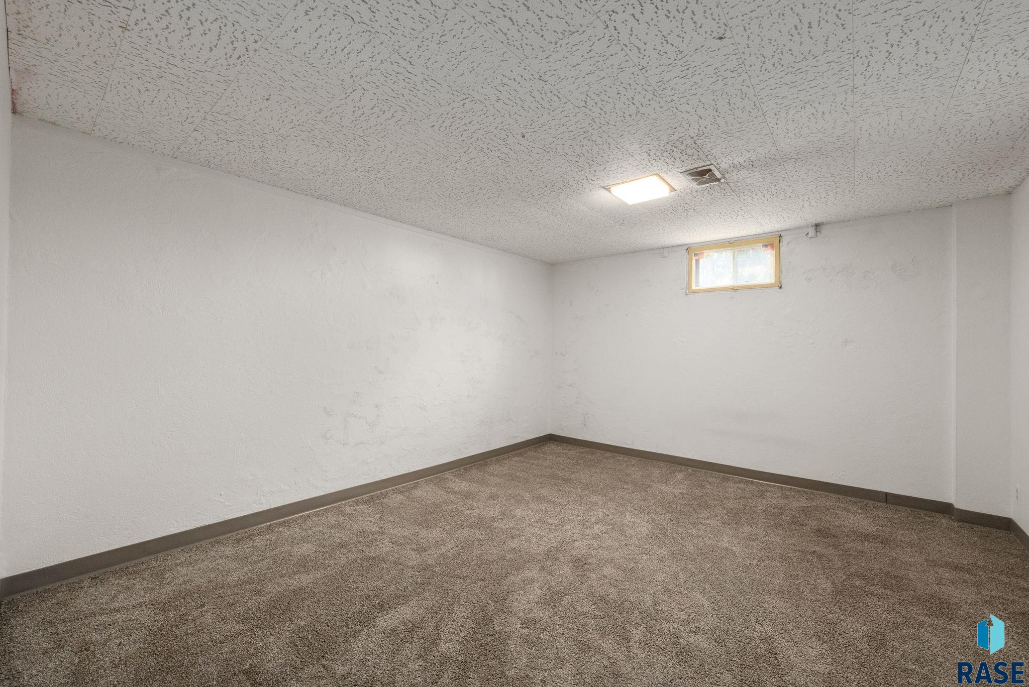 3005 Western Ave