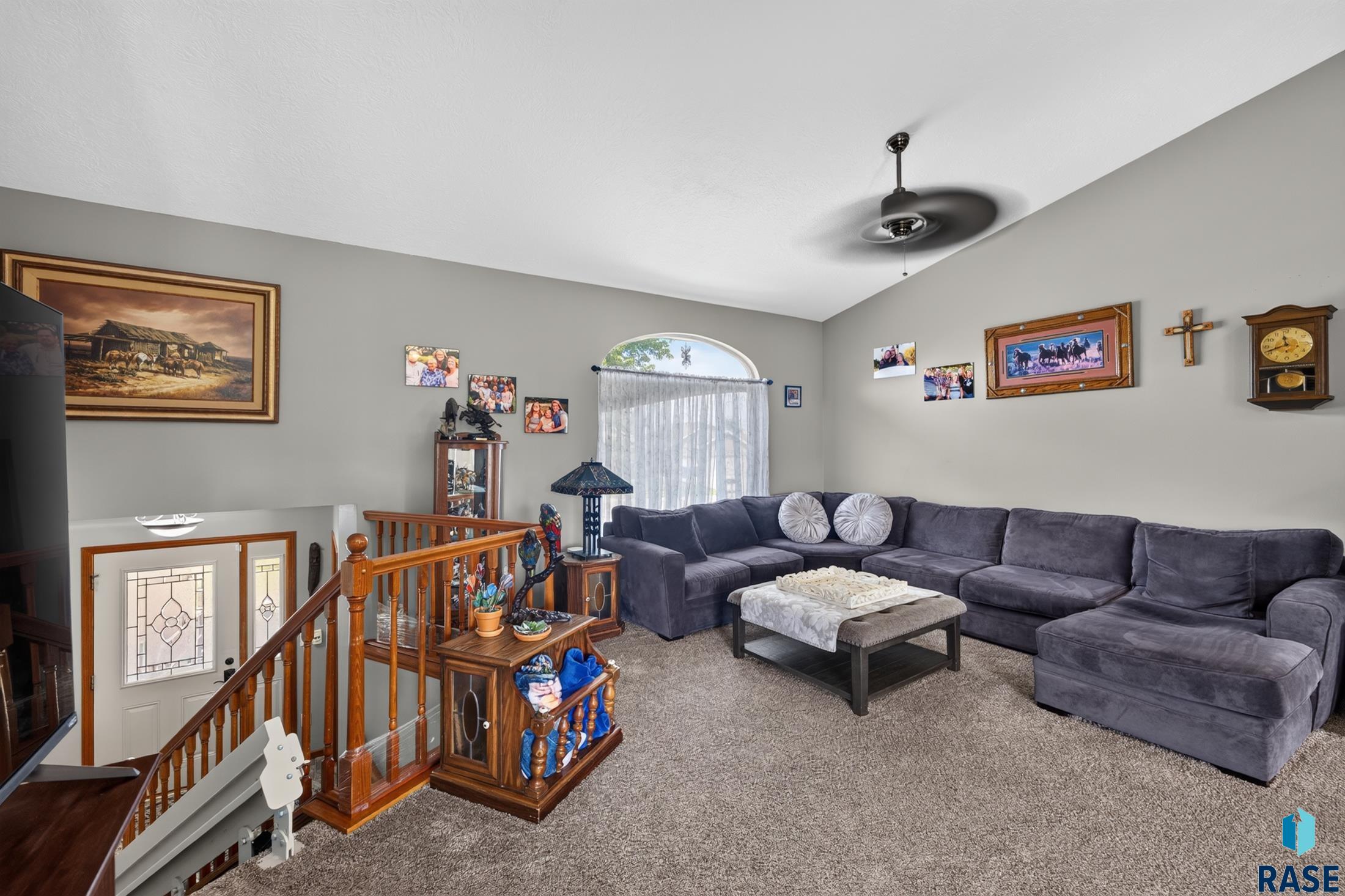 3409 N Orion Dr