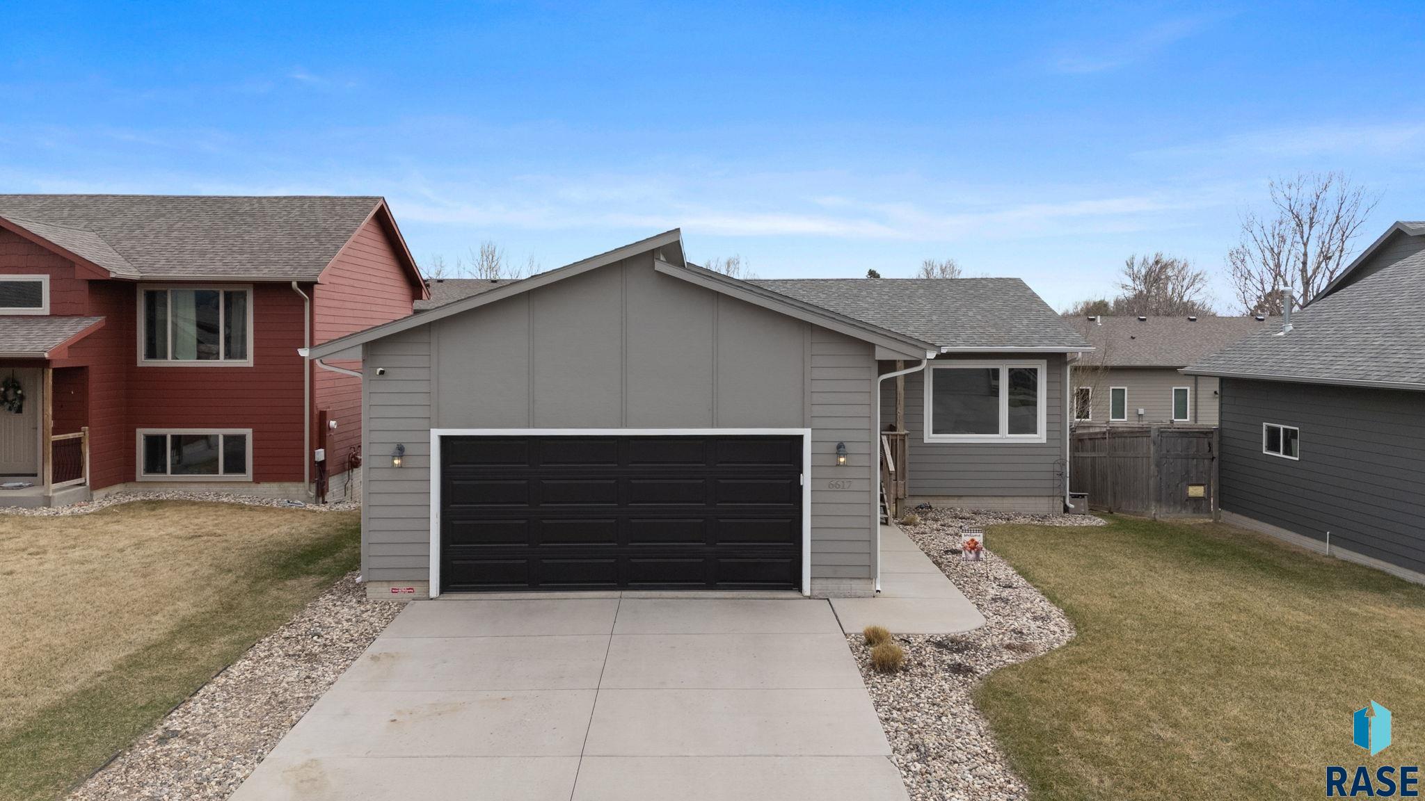 6617 W Amber St