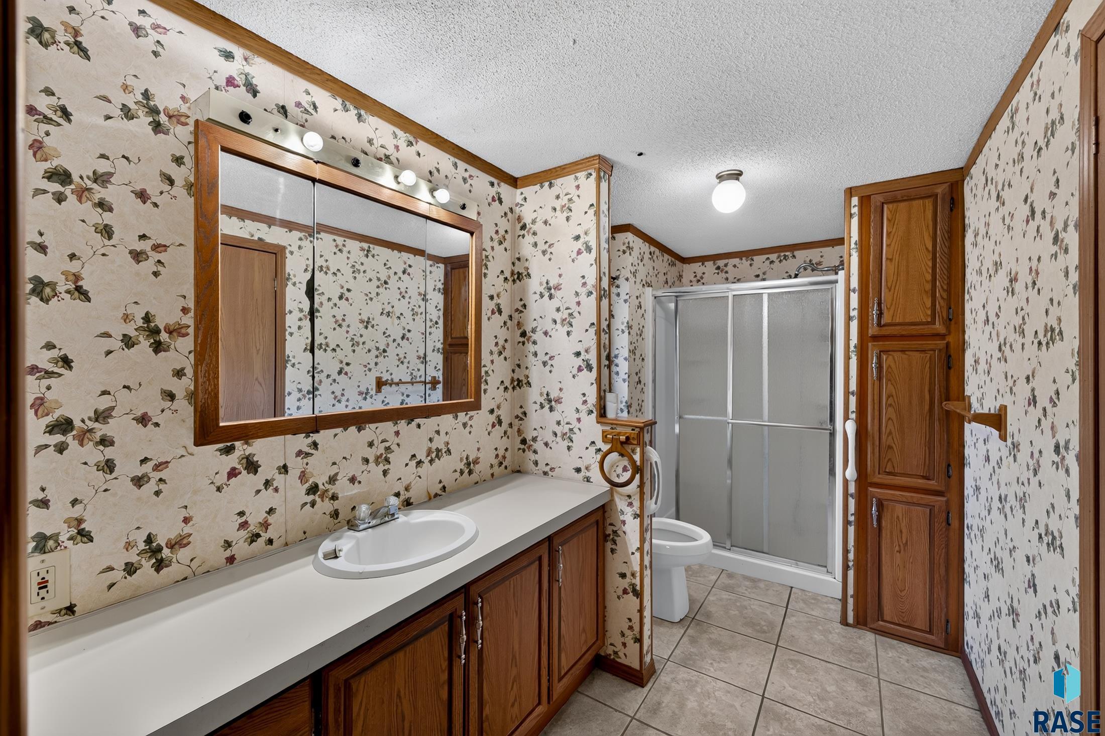702 N Mallard Pl