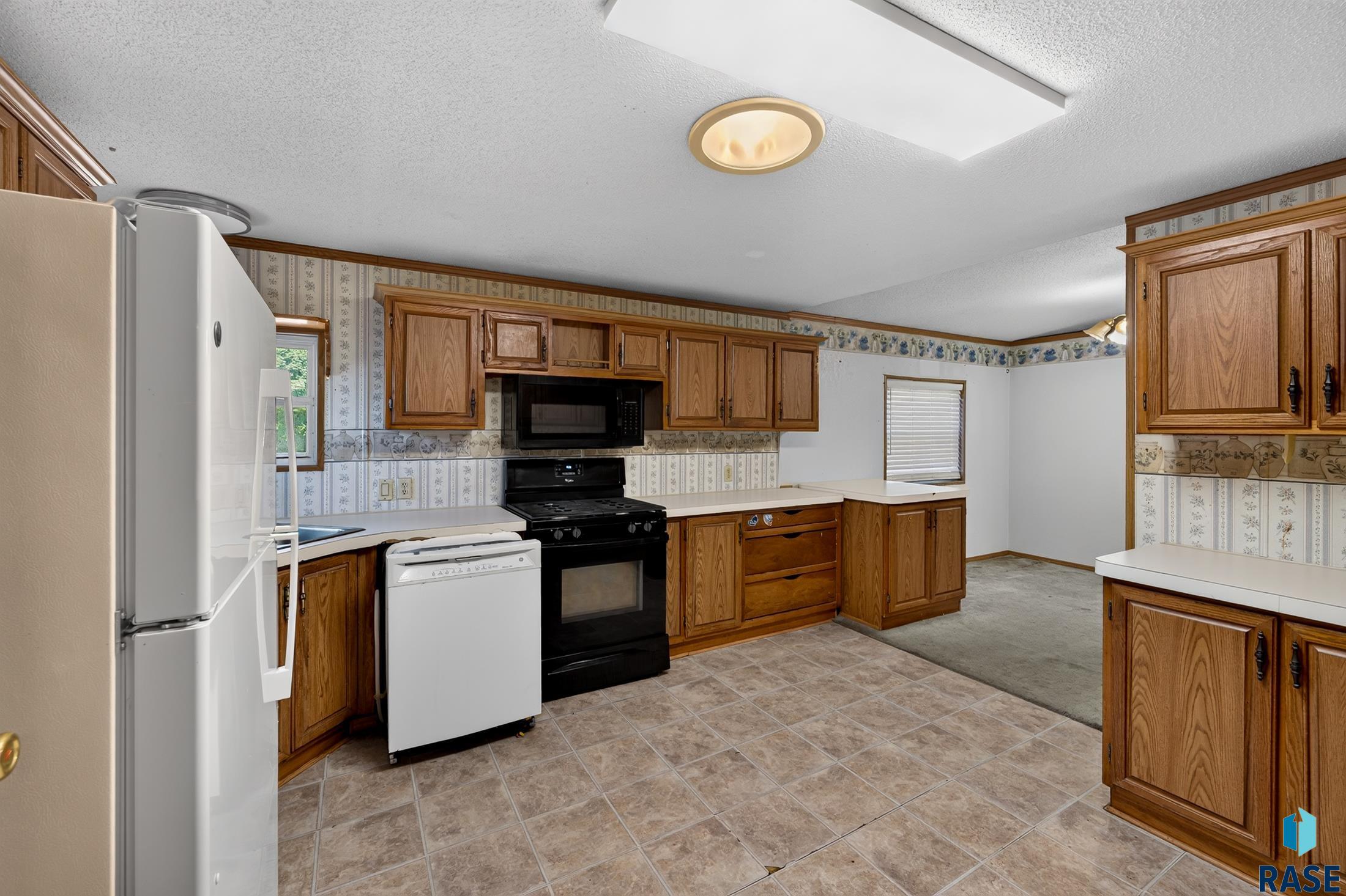 702 N Mallard Pl