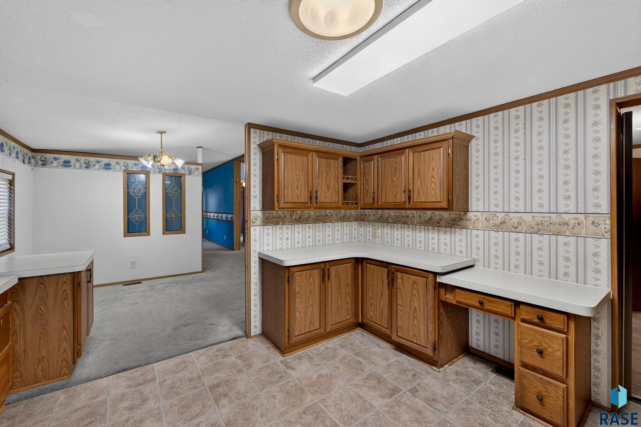 702 N Mallard Pl