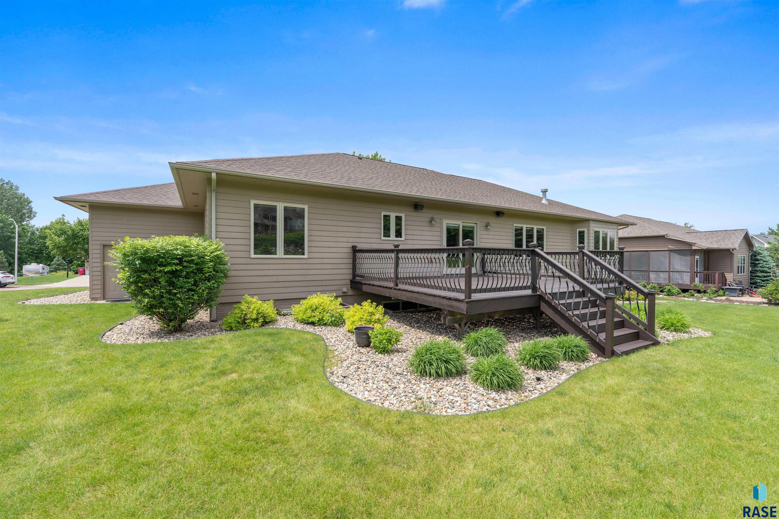 5604 S Josh Wyatt Dr