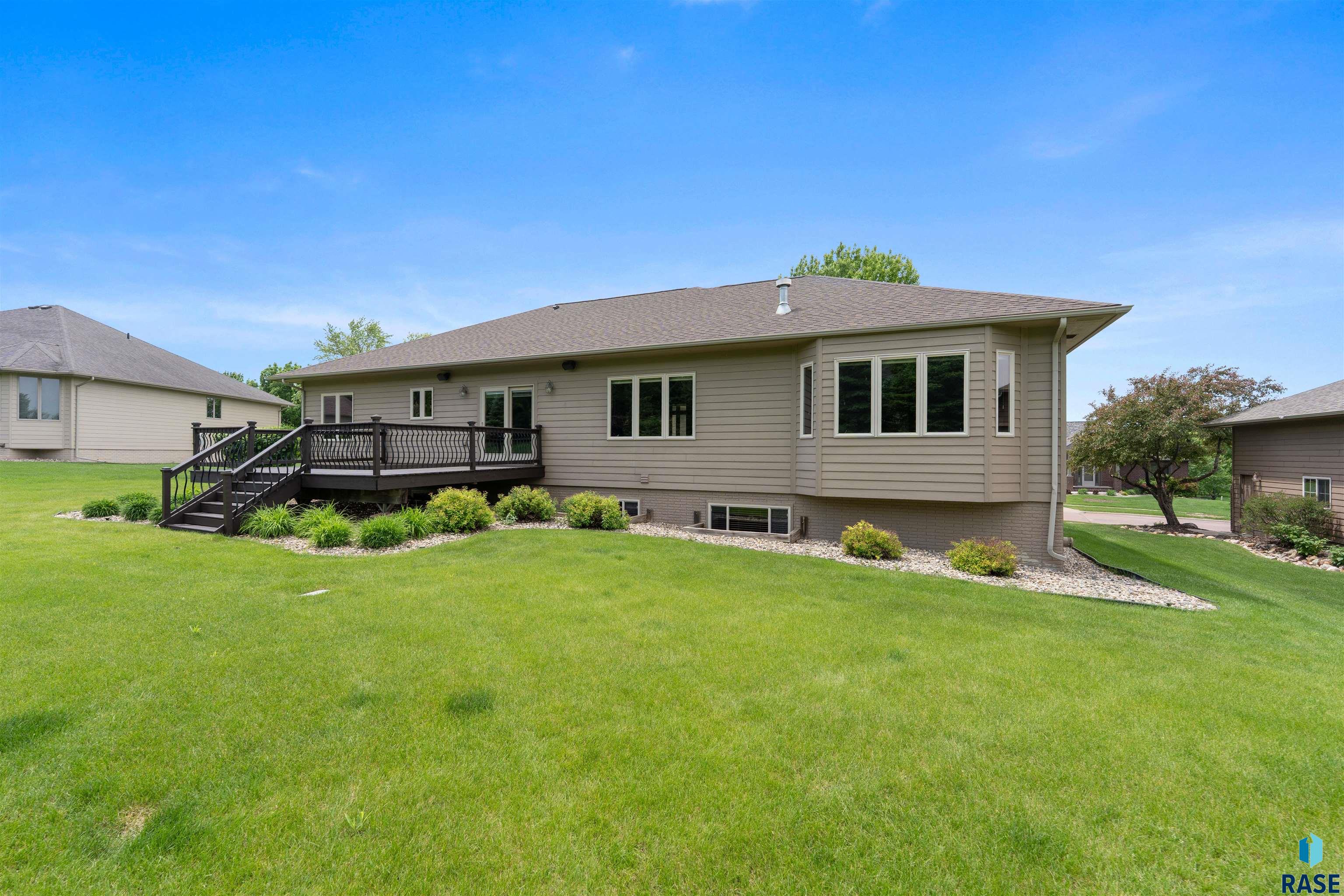 5604 S Josh Wyatt Dr