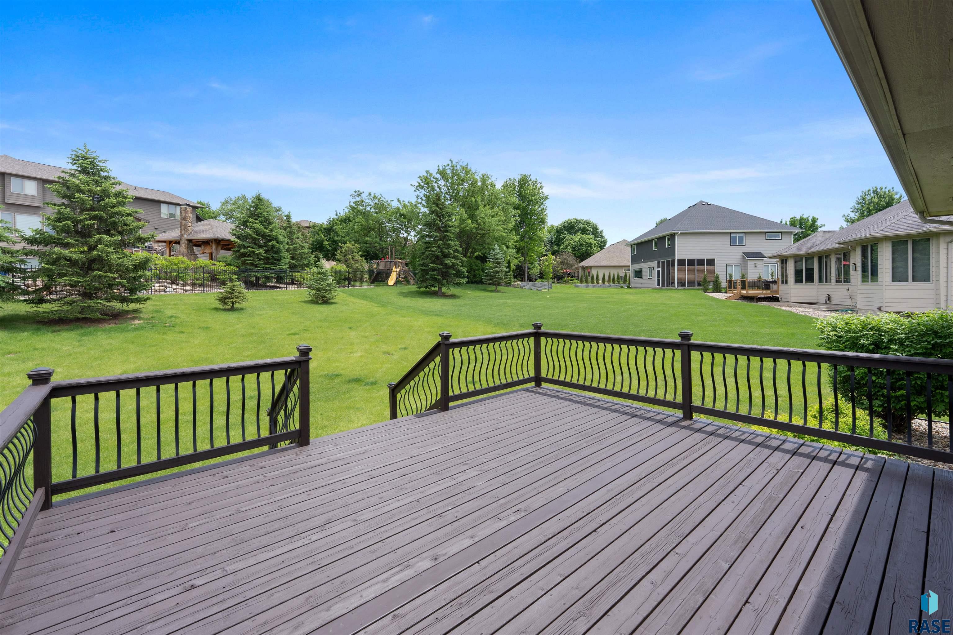 5604 S Josh Wyatt Dr
