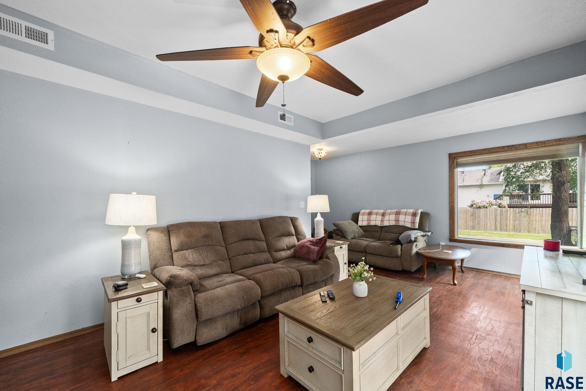304 N Western Ave