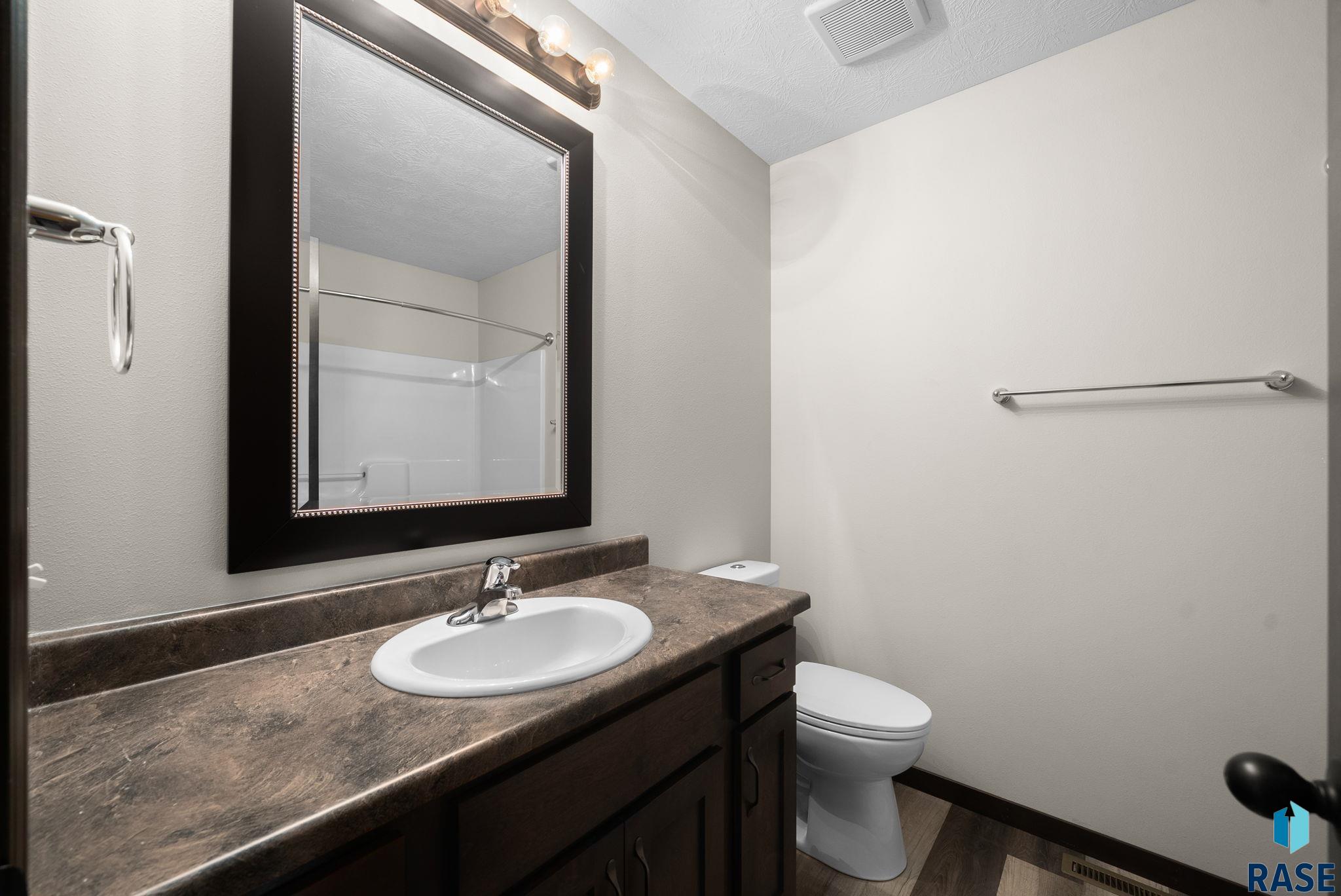 9509 W Gert St St
