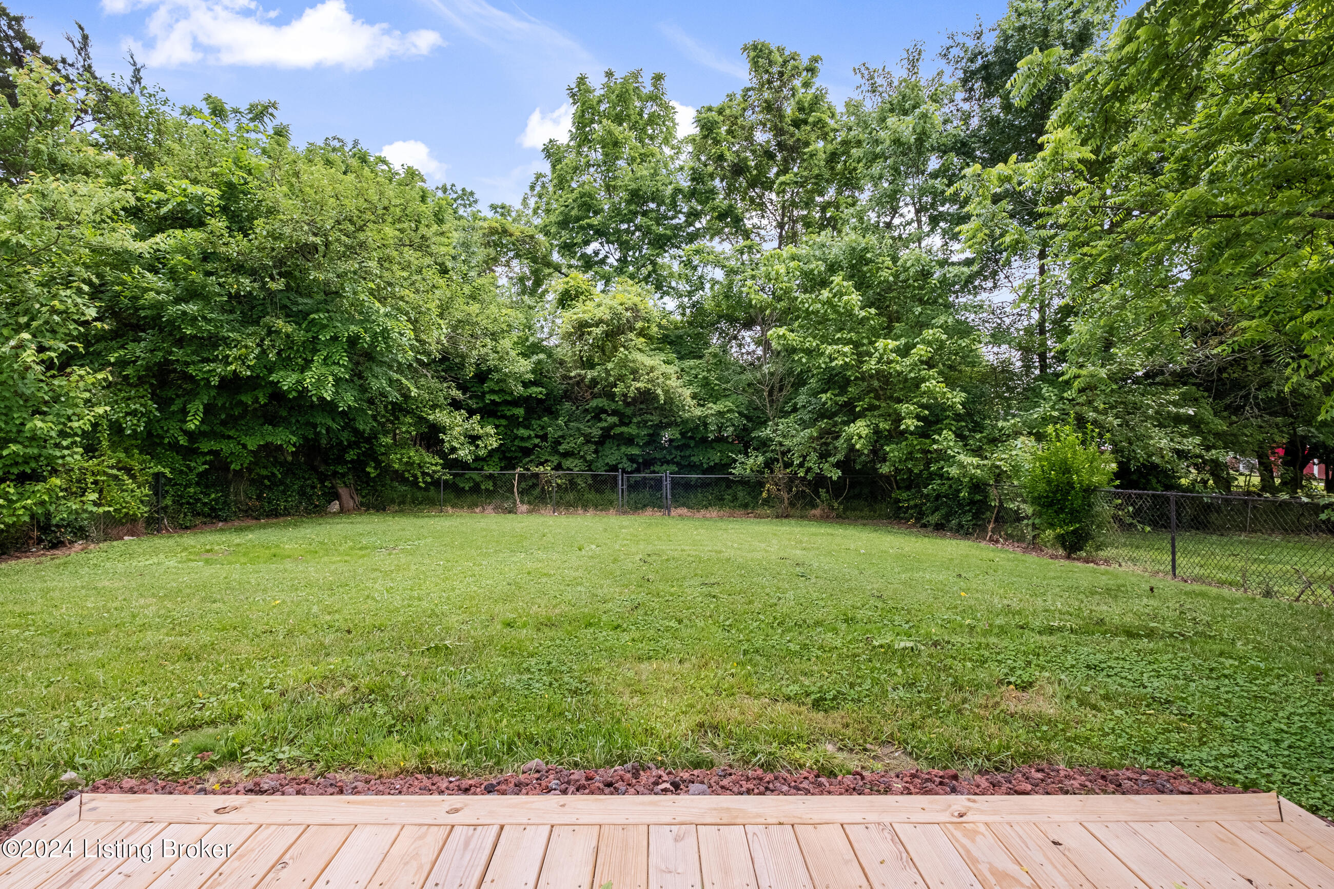 5206 Garden Green Way