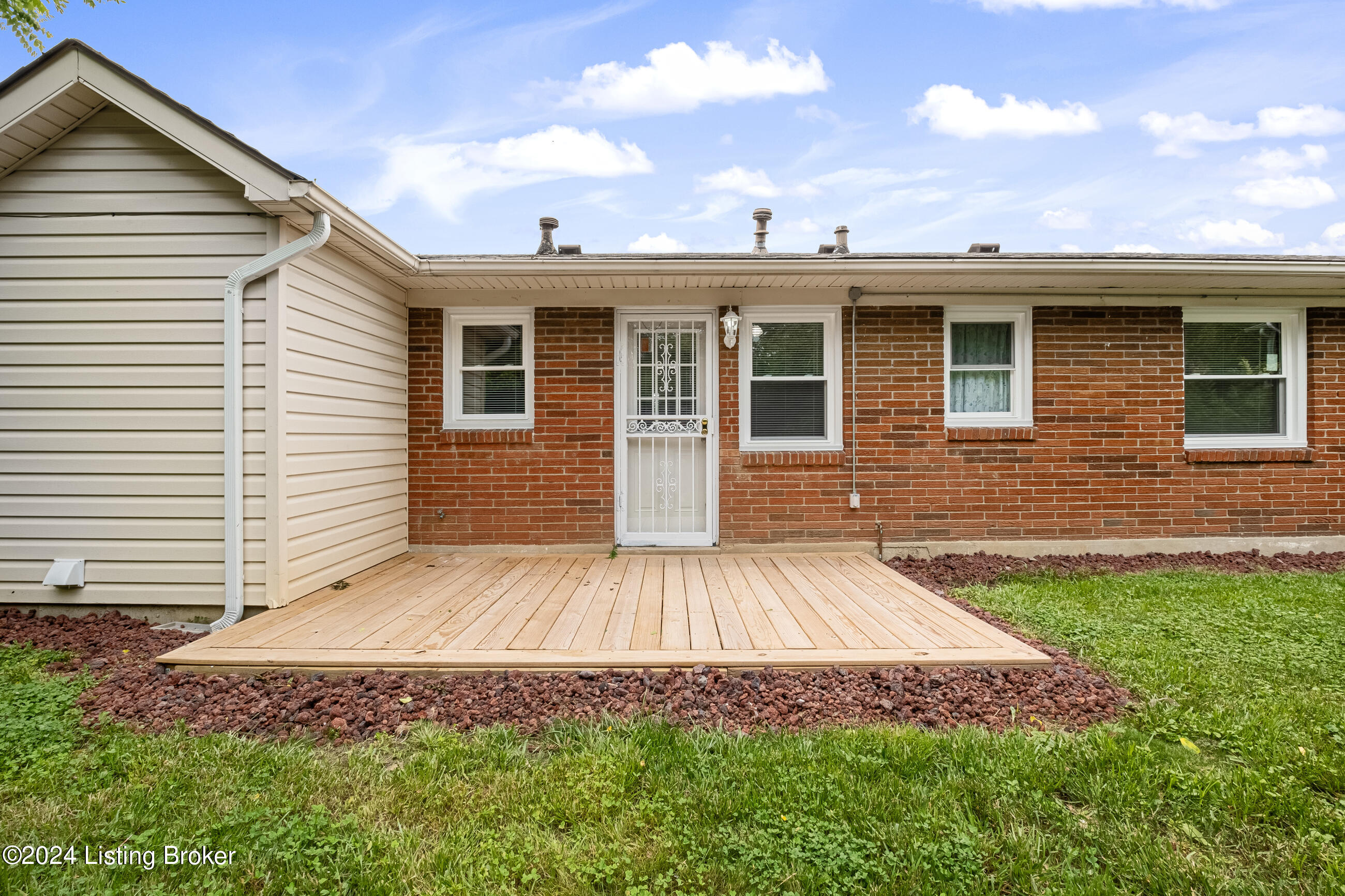 5206 Garden Green Way