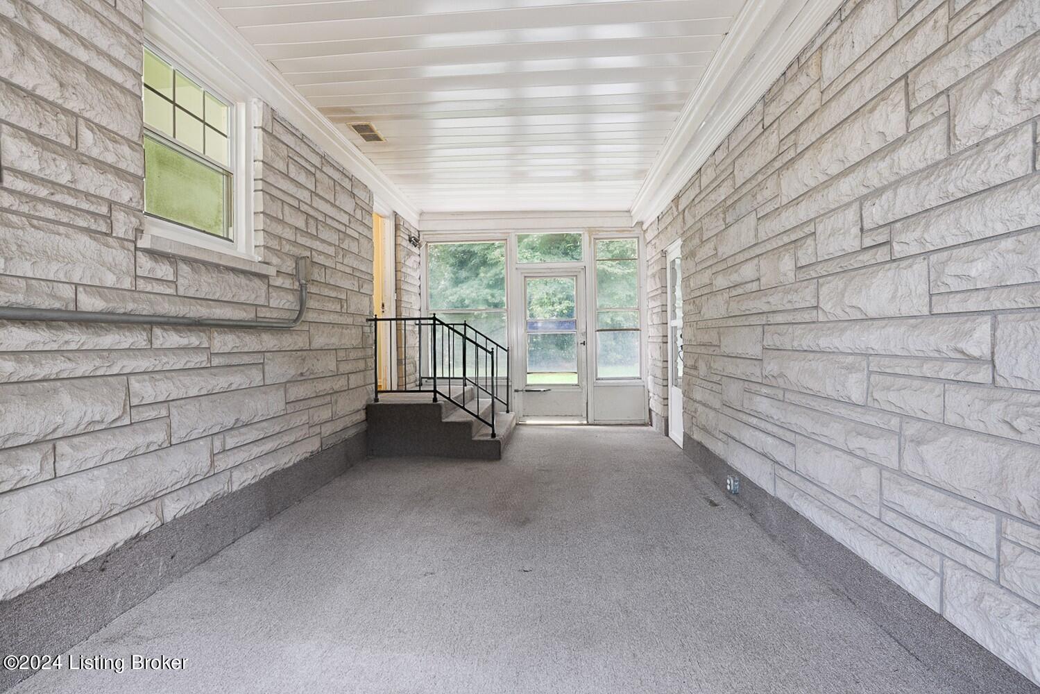 1234 Helck Ave