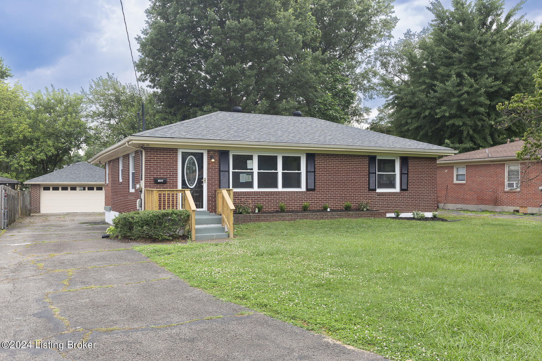 3234 New Lynnview Dr
