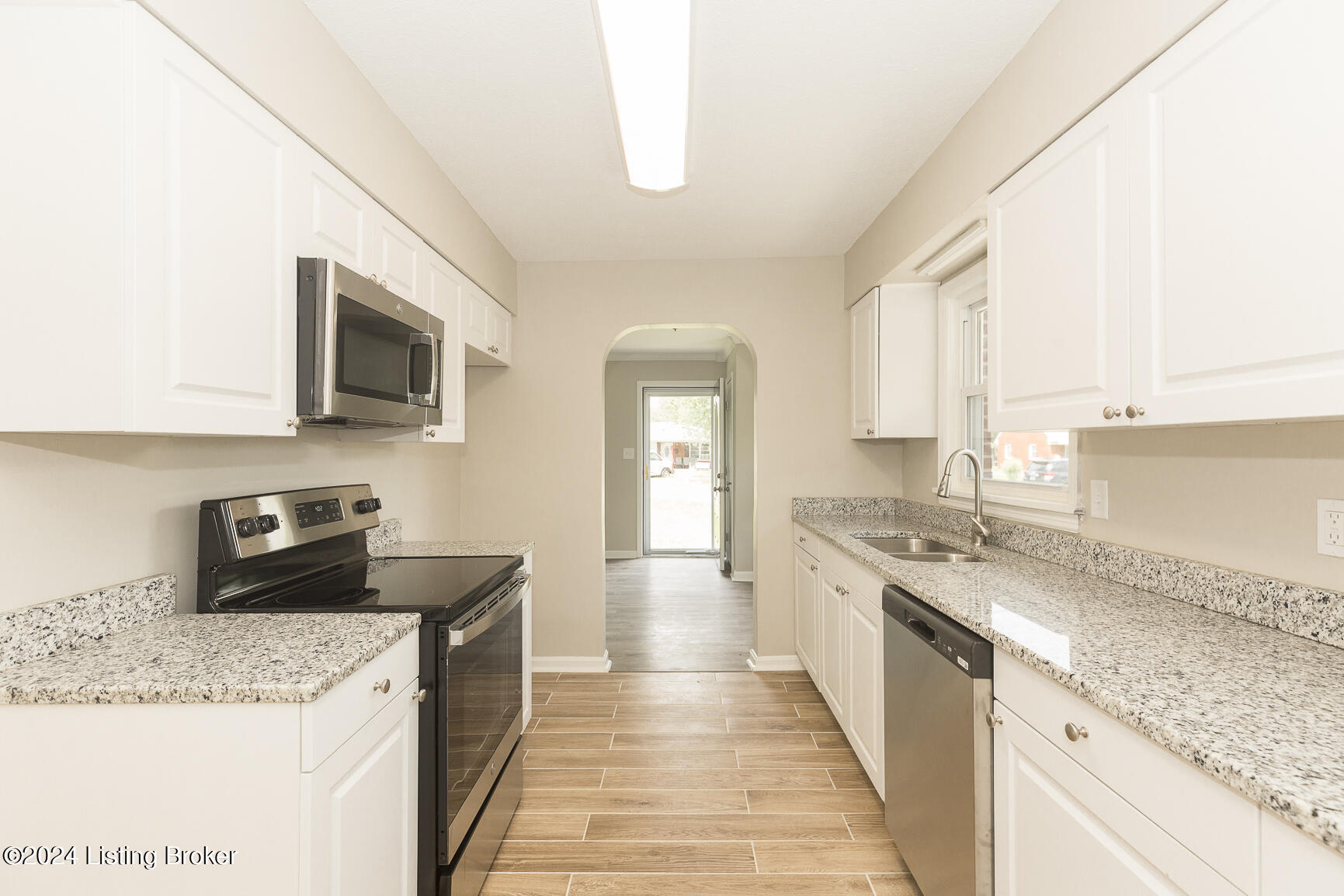 3234 New Lynnview Dr