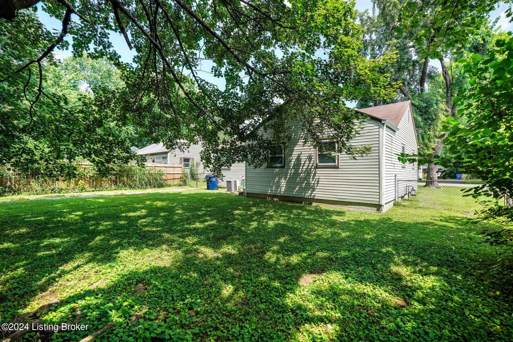 1704 Nelson Ave