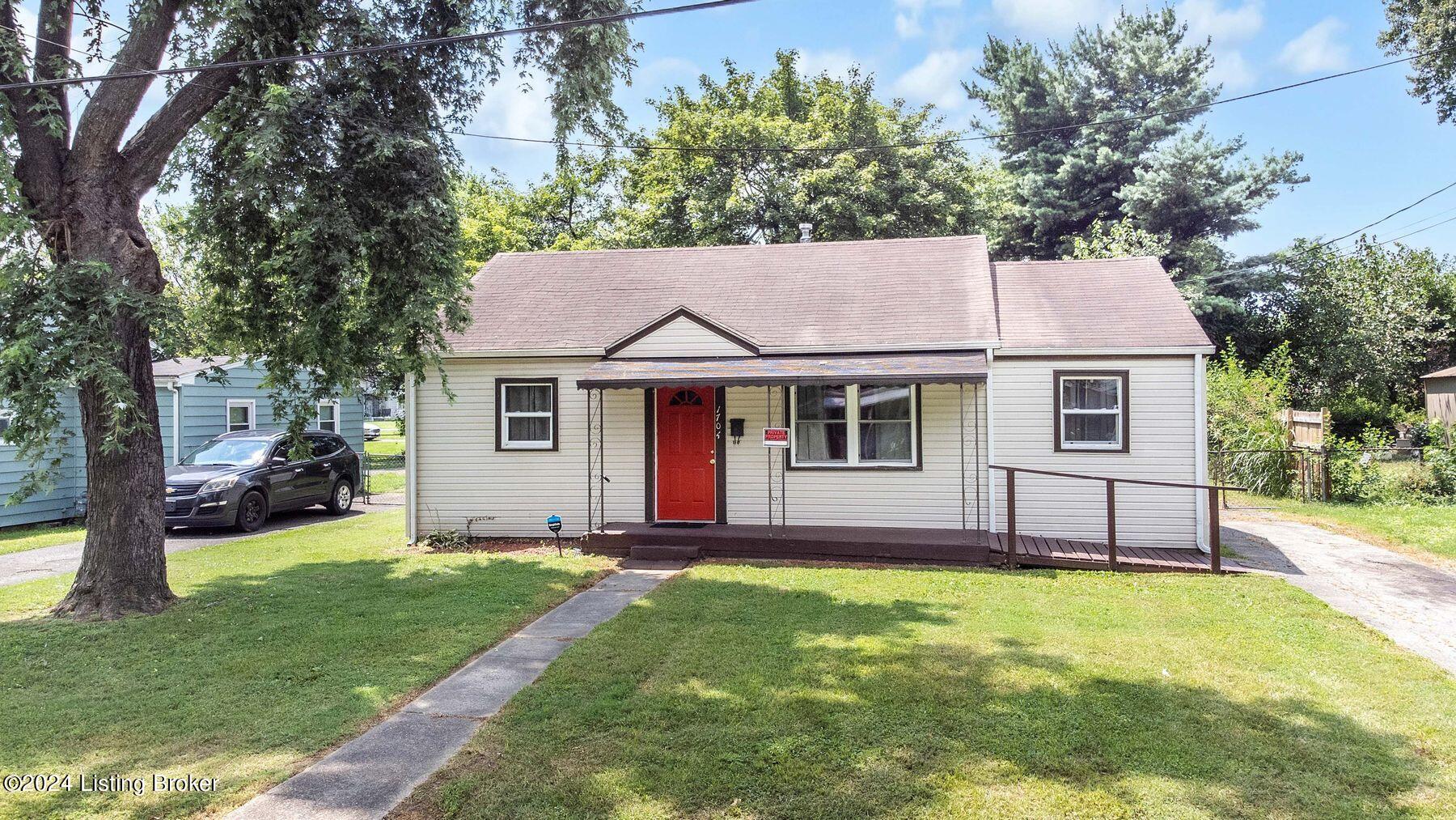 1704 Nelson Ave
