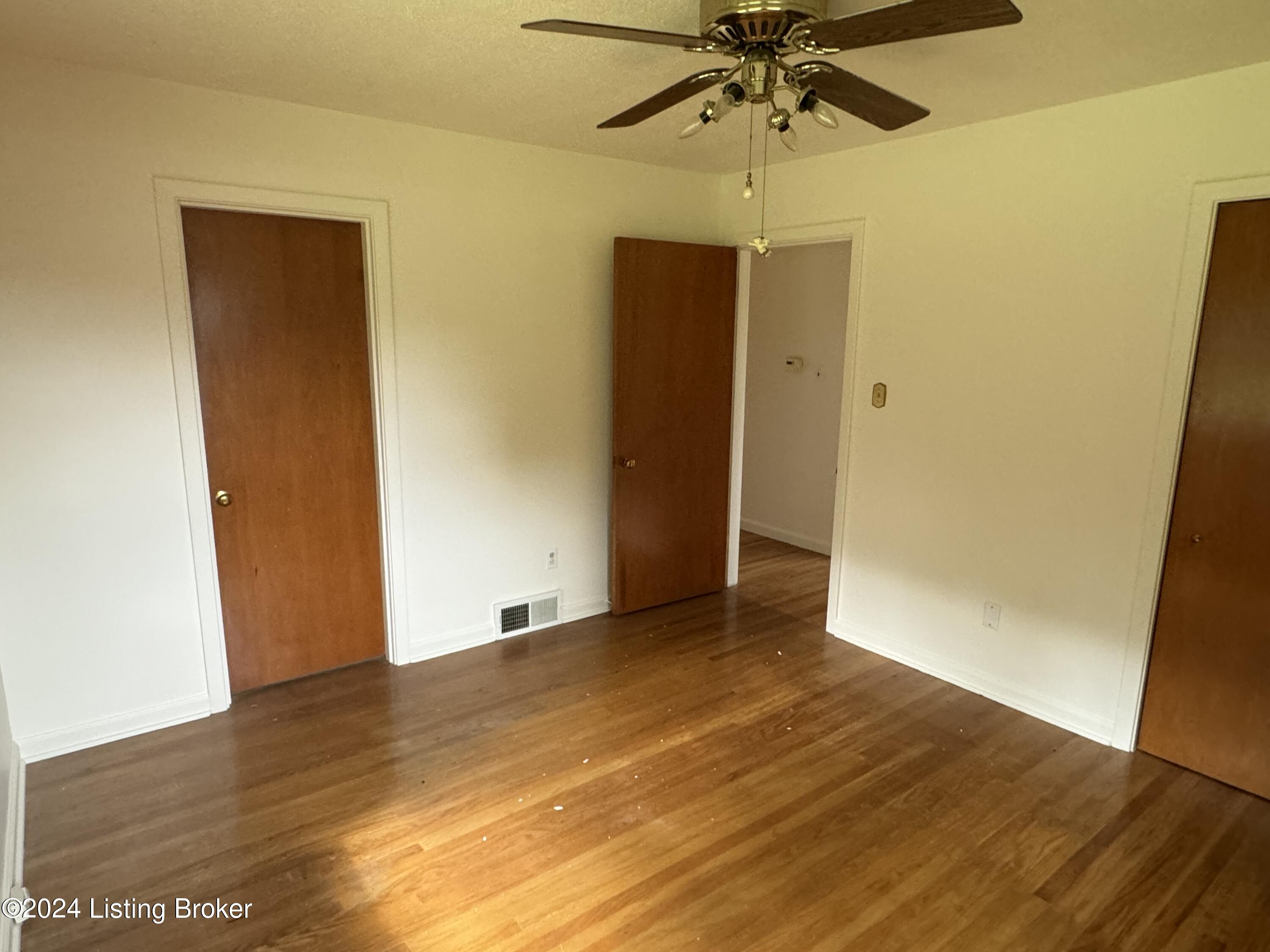 5352 Southdale Rd