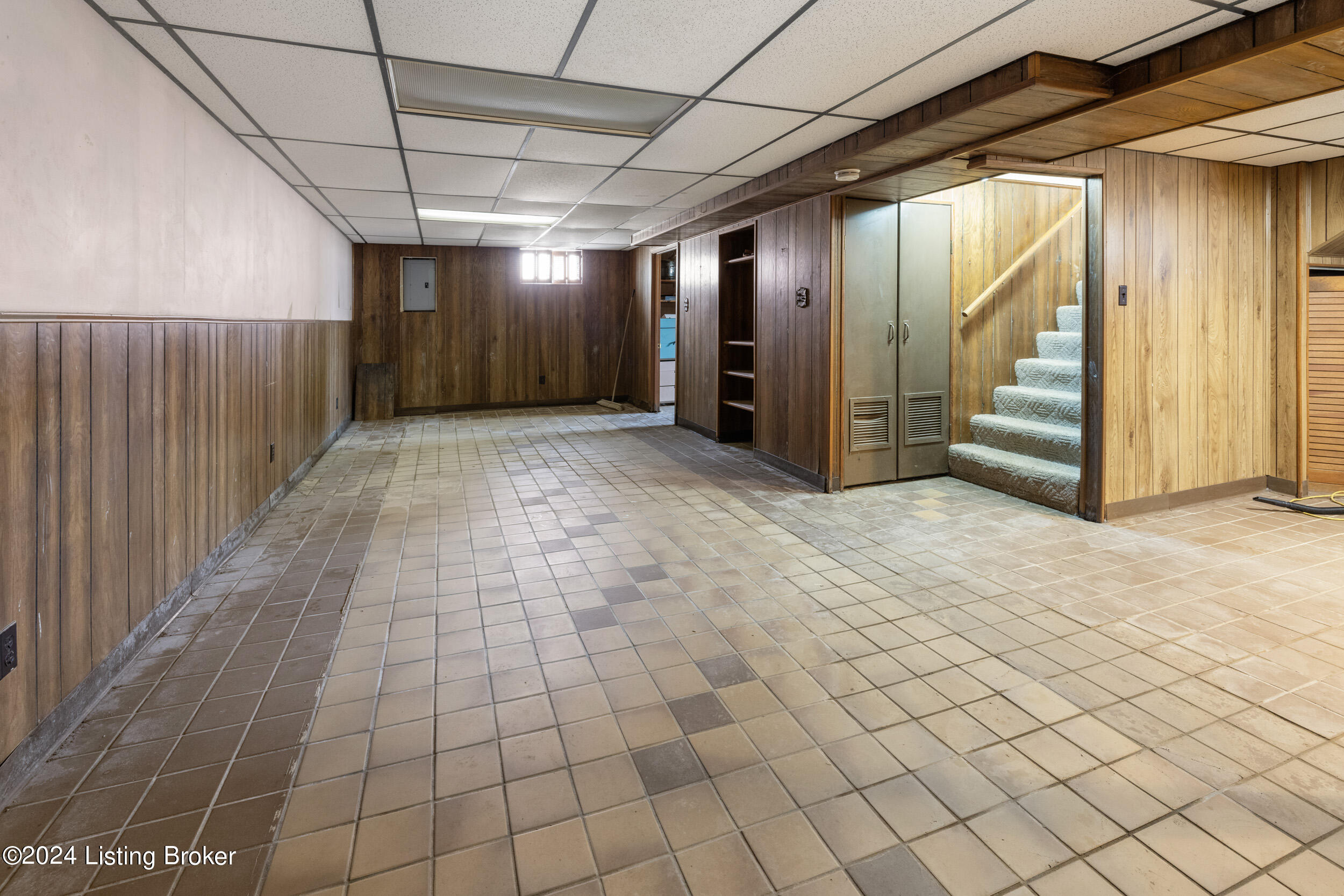 2801 Triplett Ct